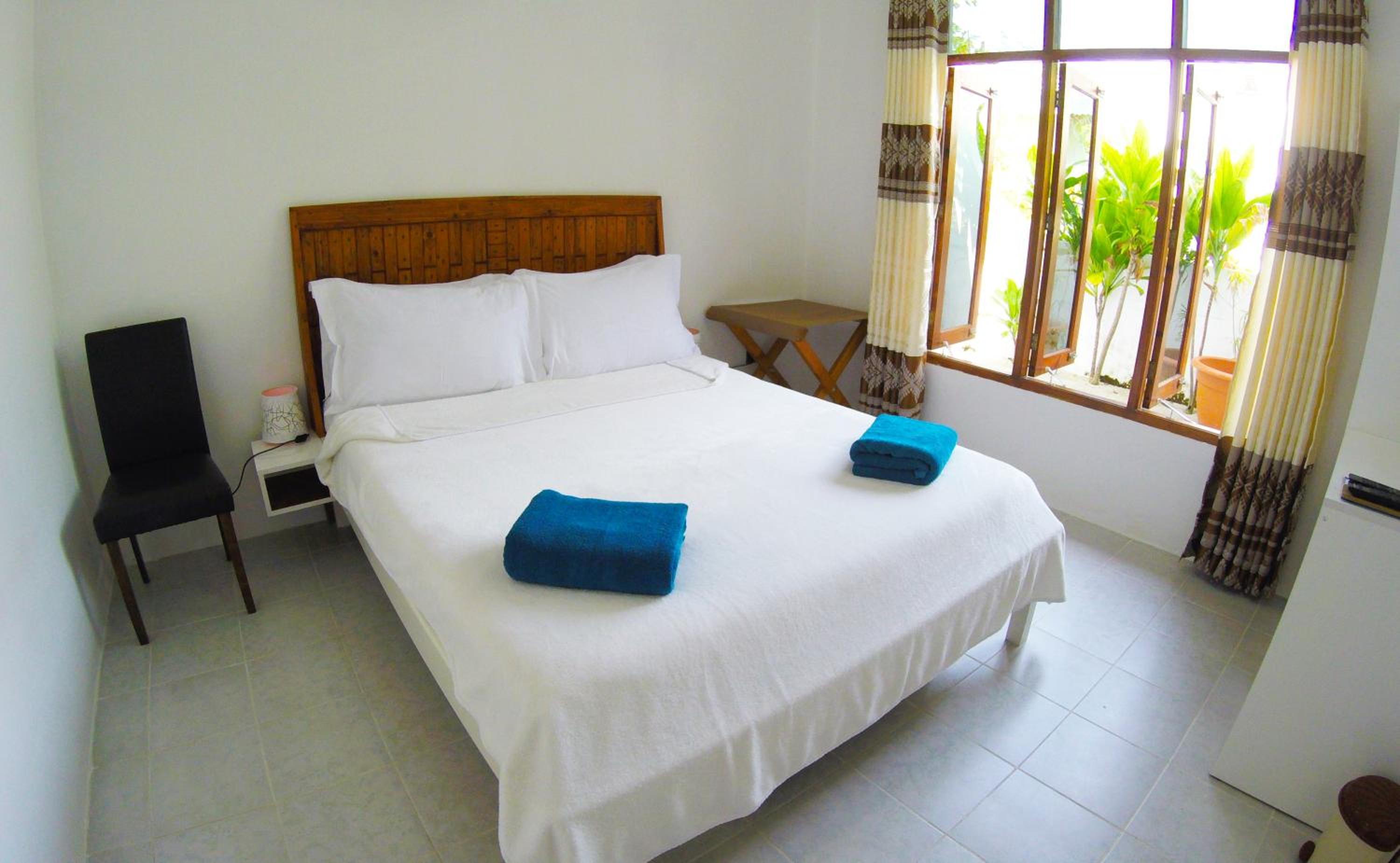 Double Room with Garden and Sea View
