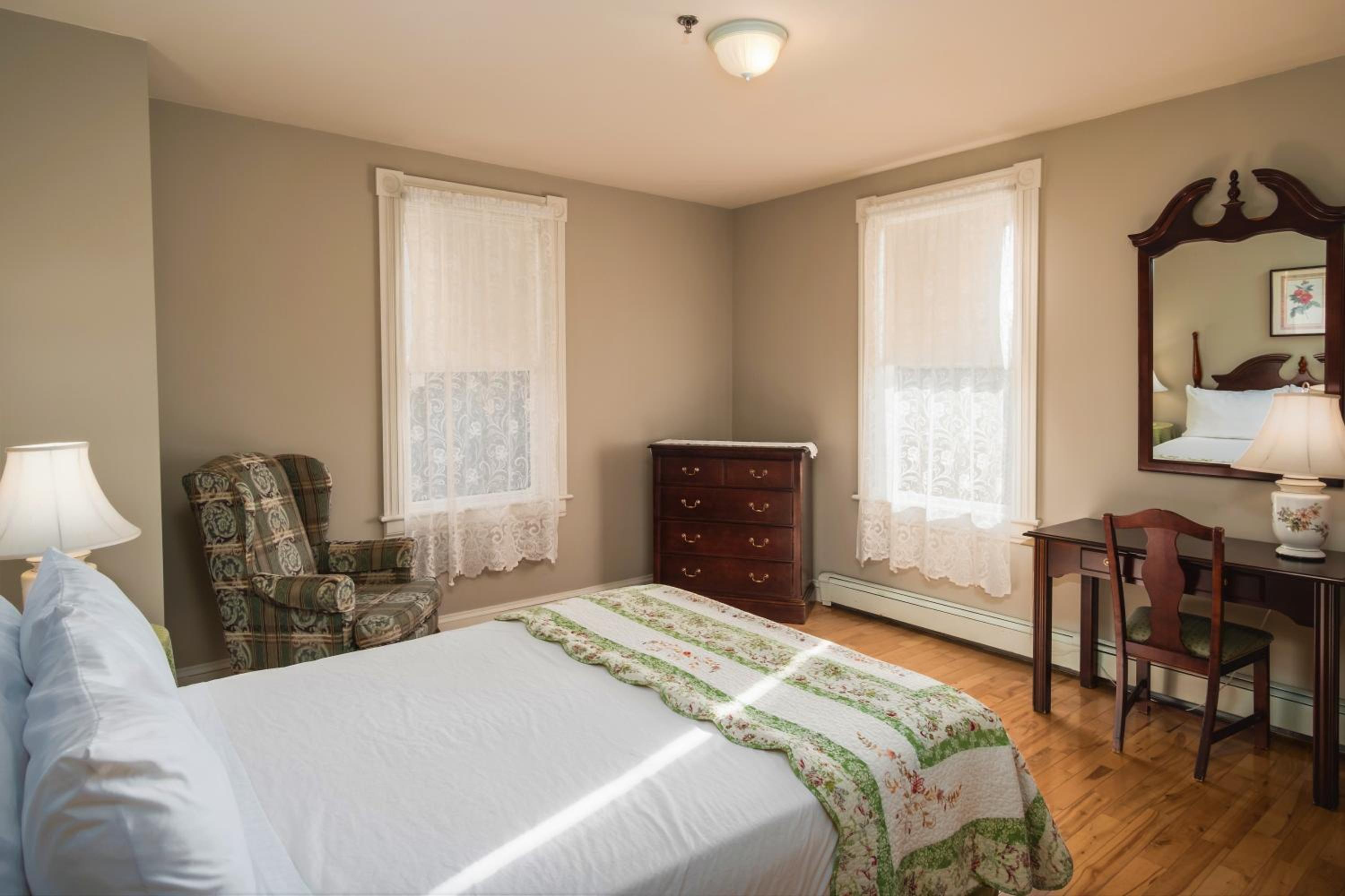 Superior Queen Room