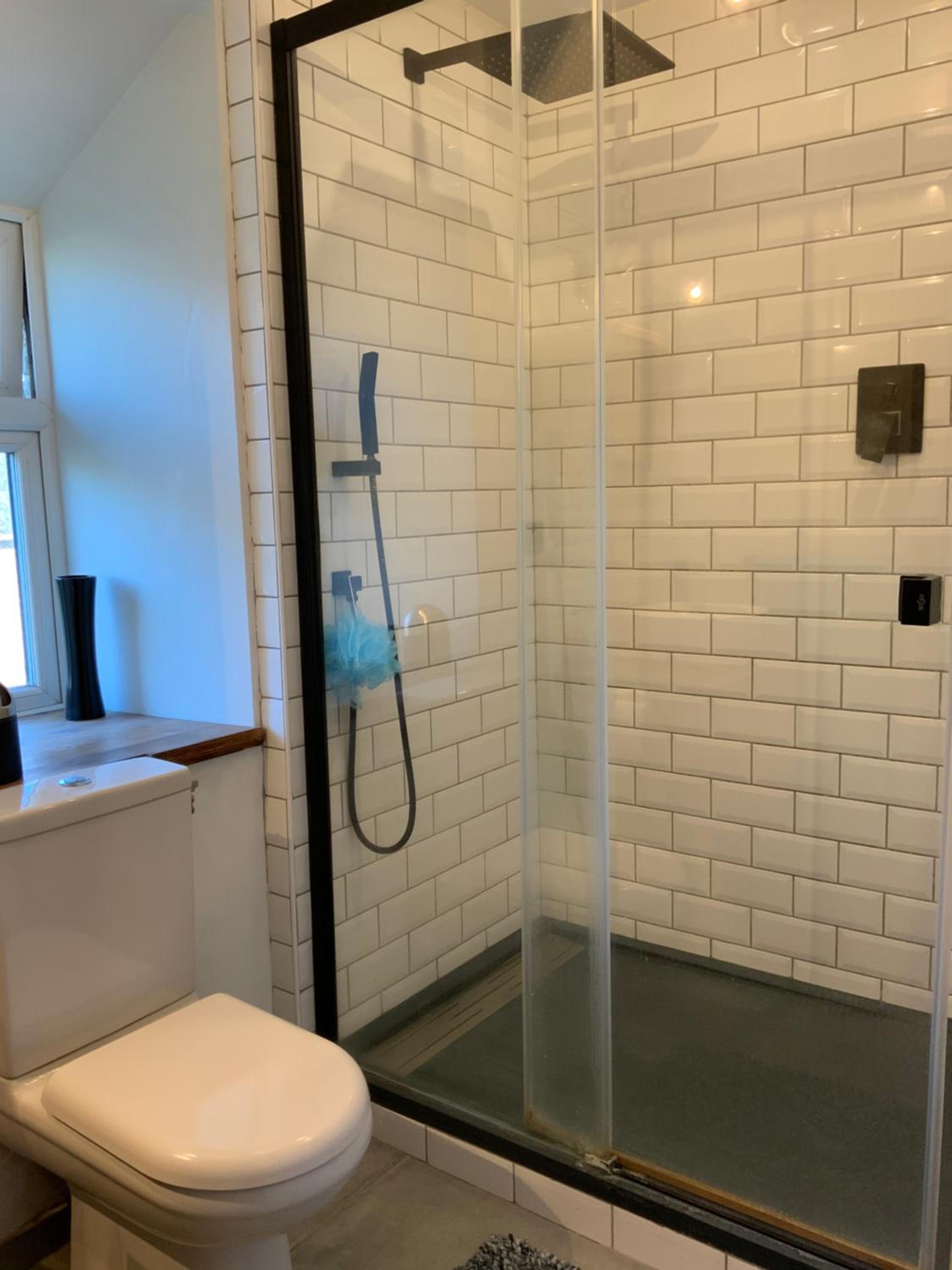 Double Room with Shared Bathroom photo 3