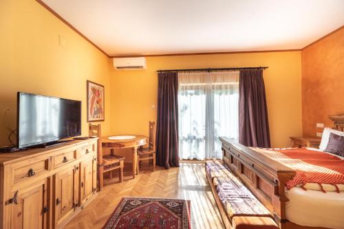 Grand Deluxe Double Room photo 3