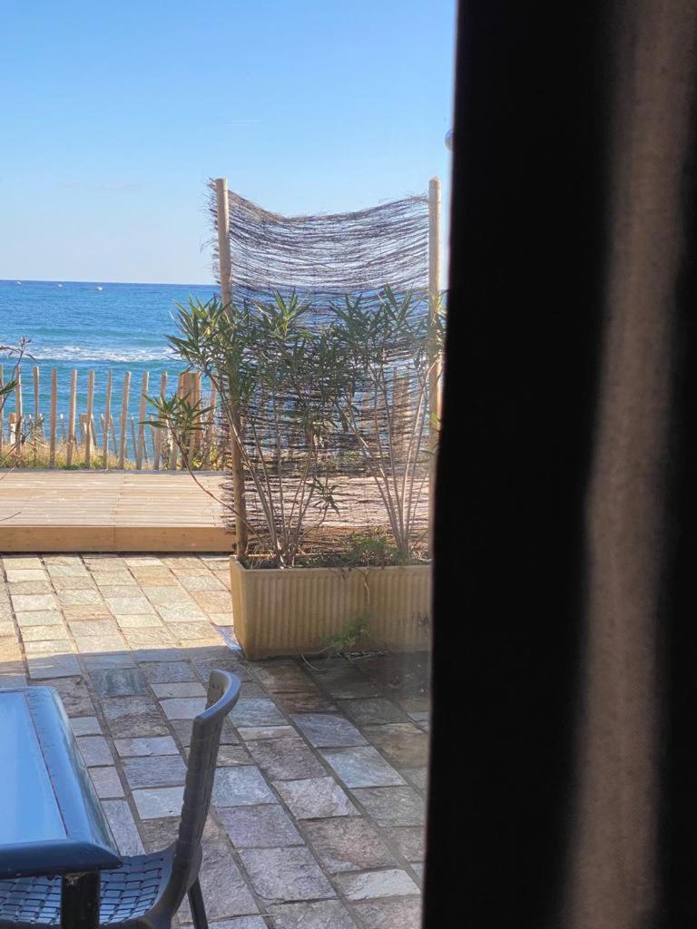 Double Room - Sea Side photo 2