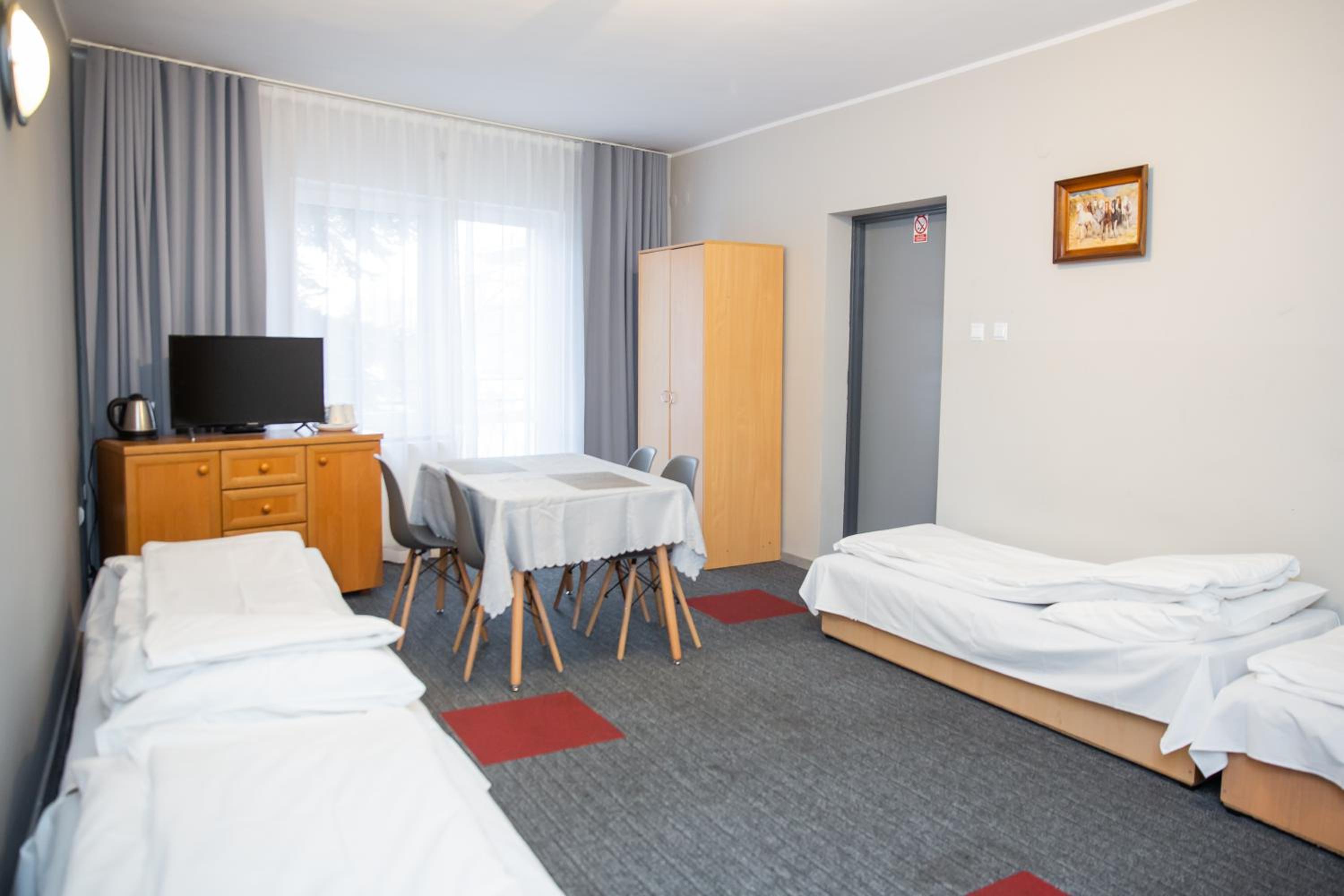 Quadruple Room with Bathroom photo 2