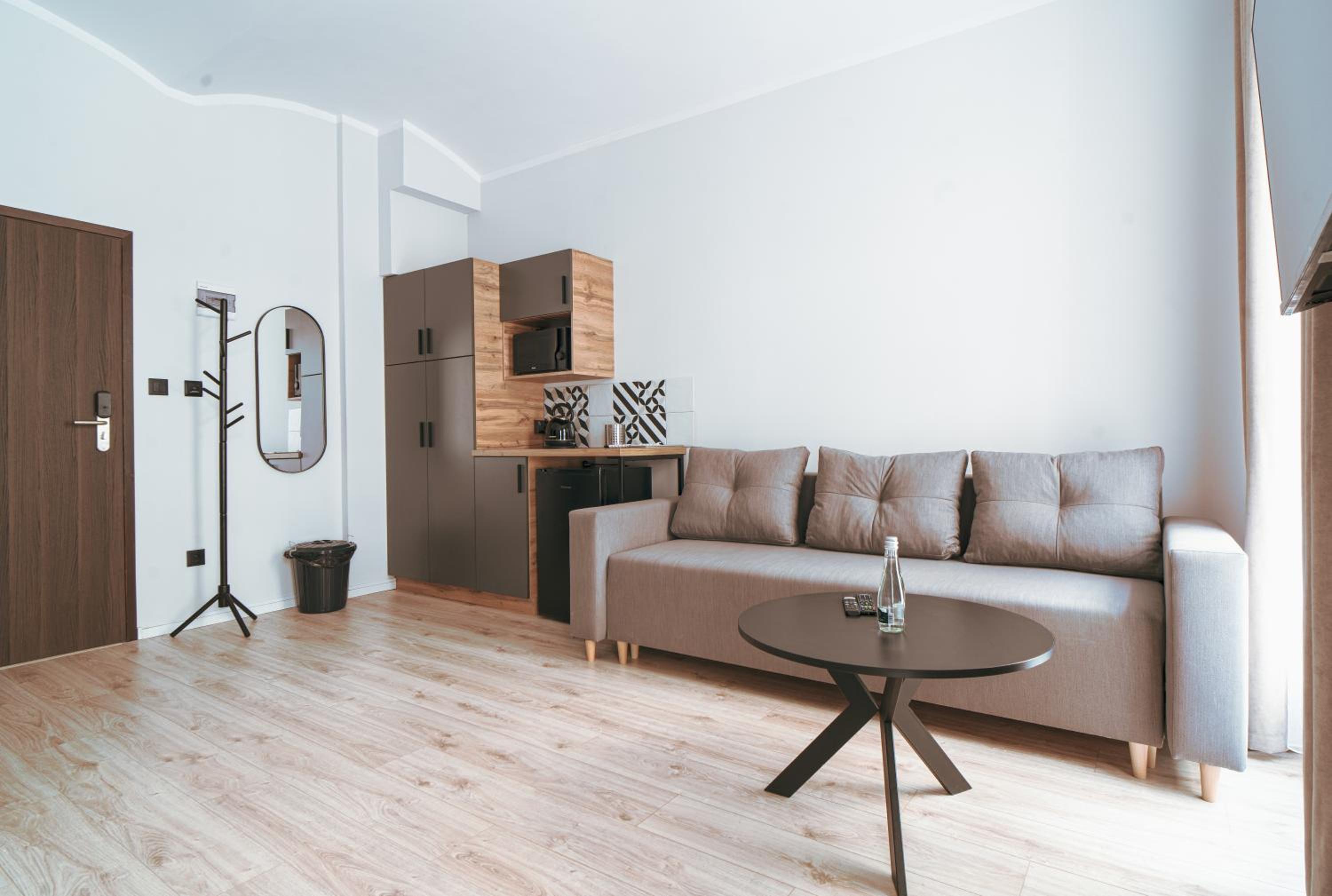 Quadruple Room - Photo 1