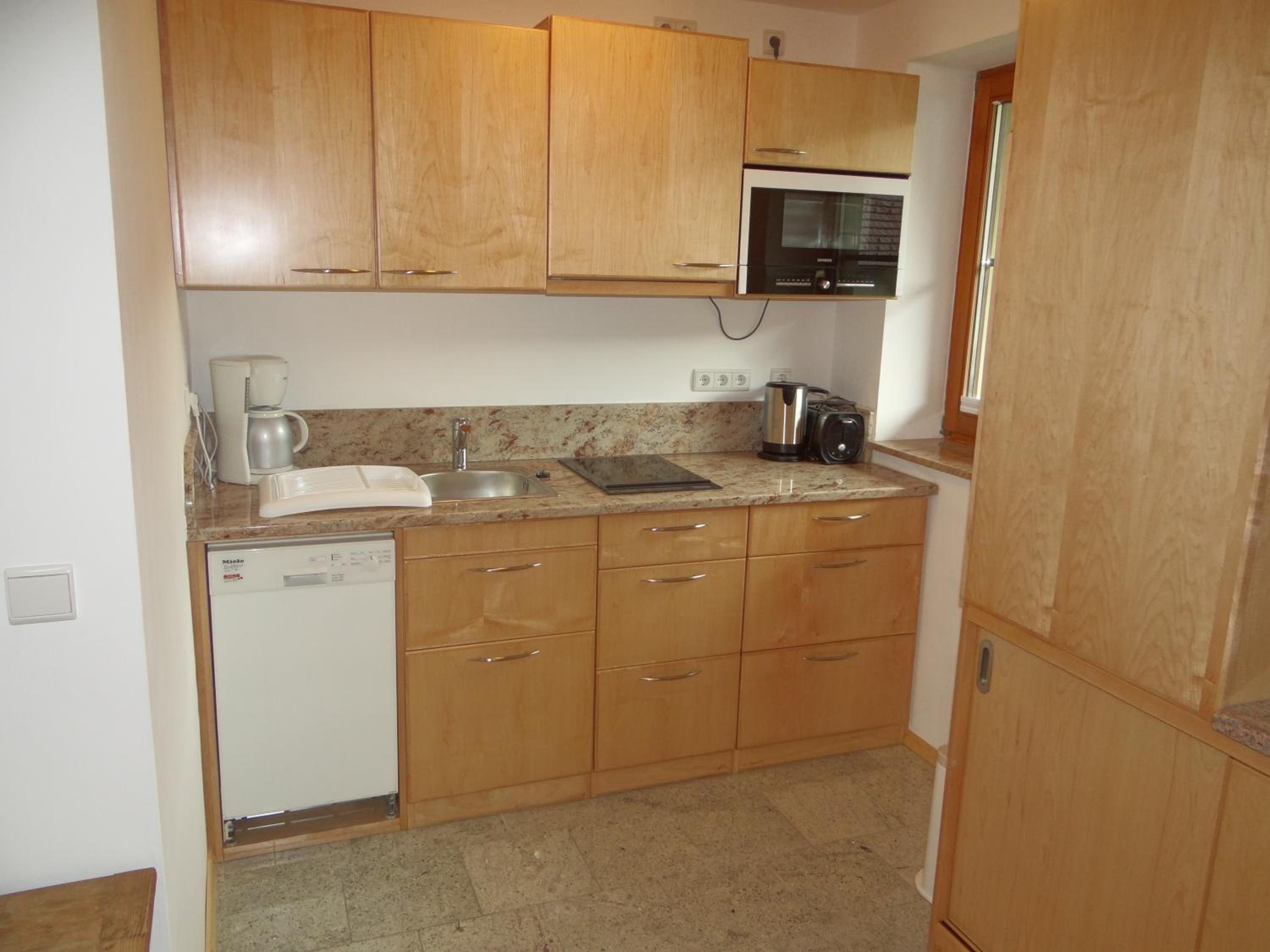 Apartment with Mountain View photo 3