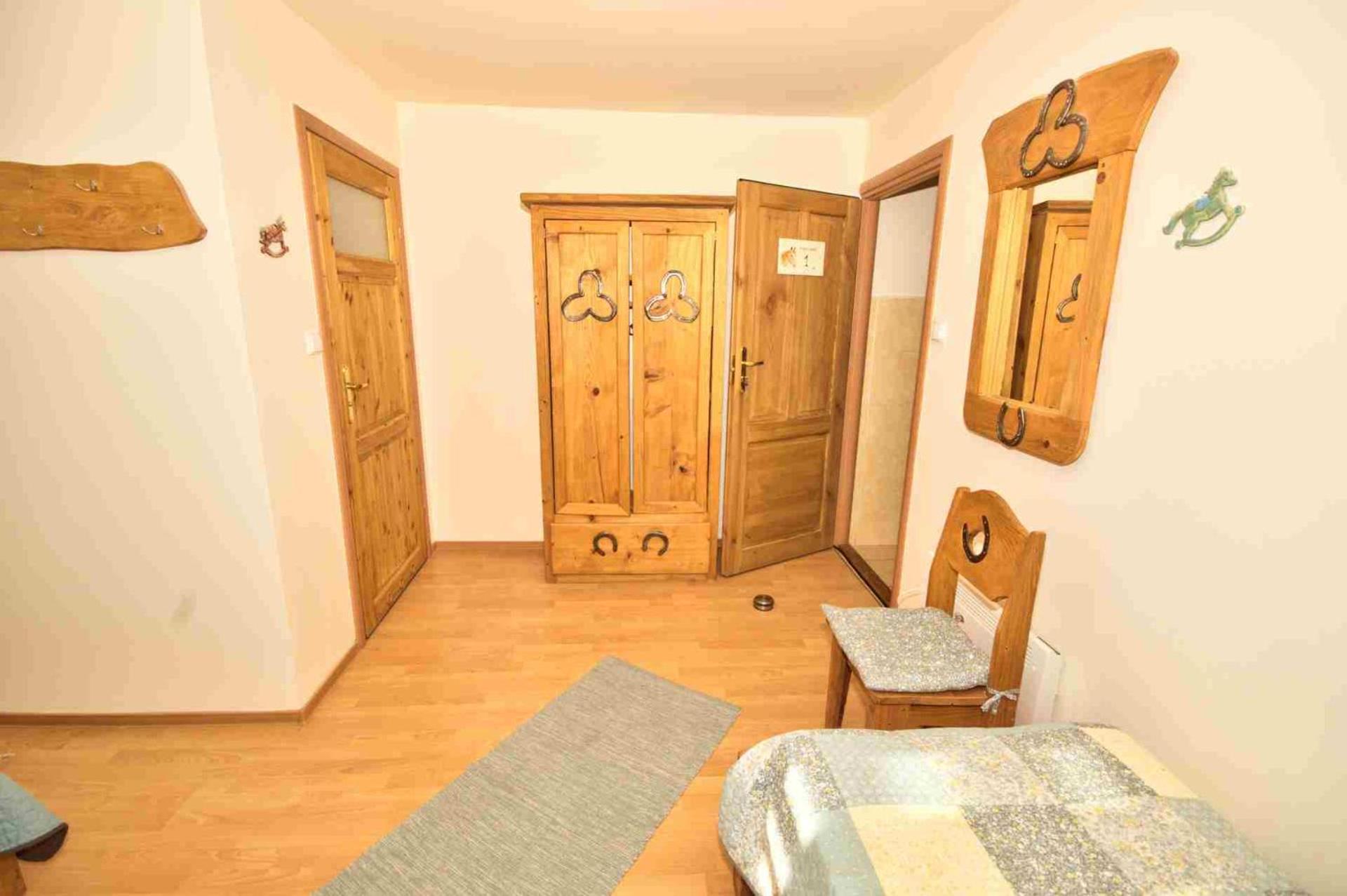 Triple Room with Private Bathroom photo 3