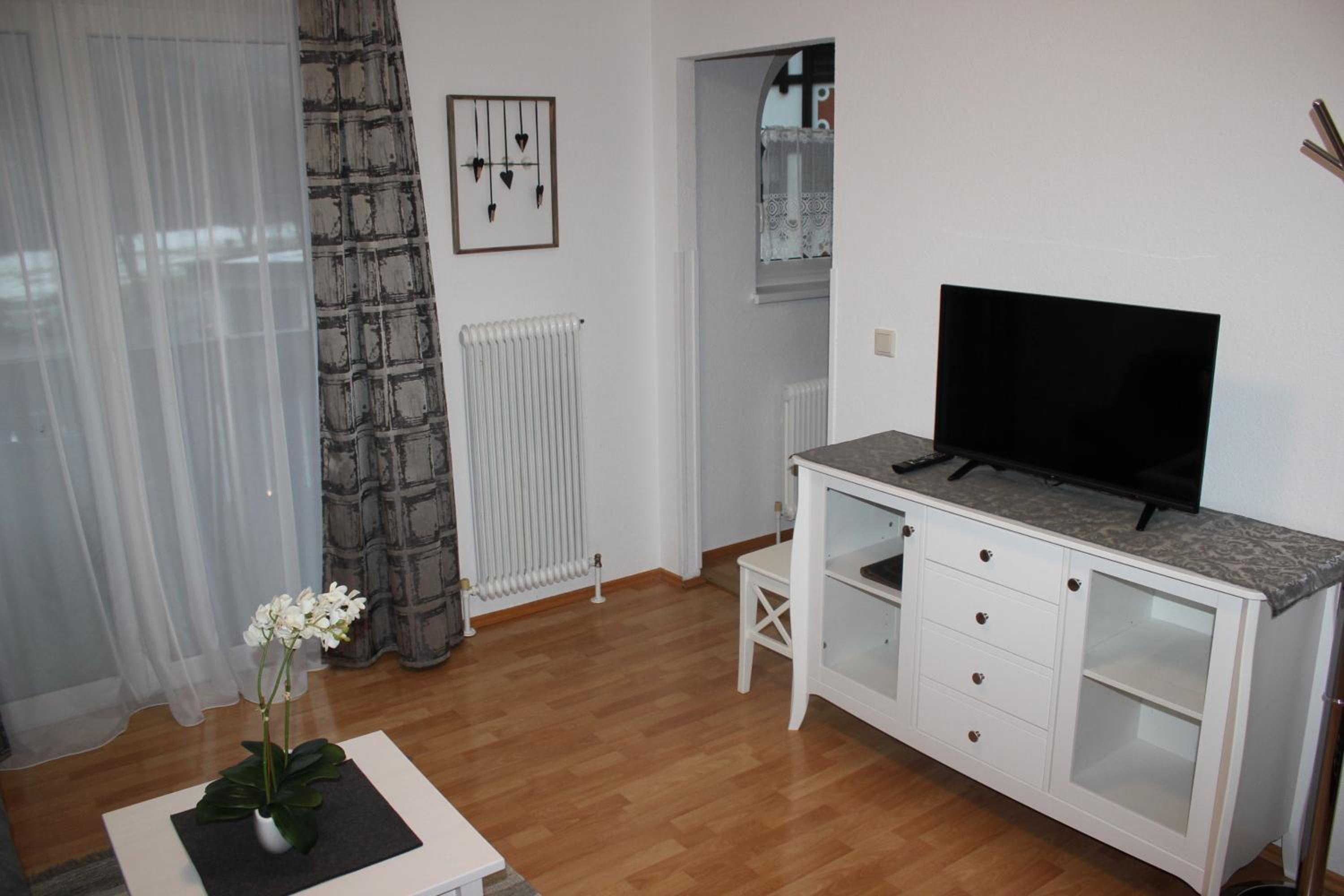 Apartment with Balcony photo 1