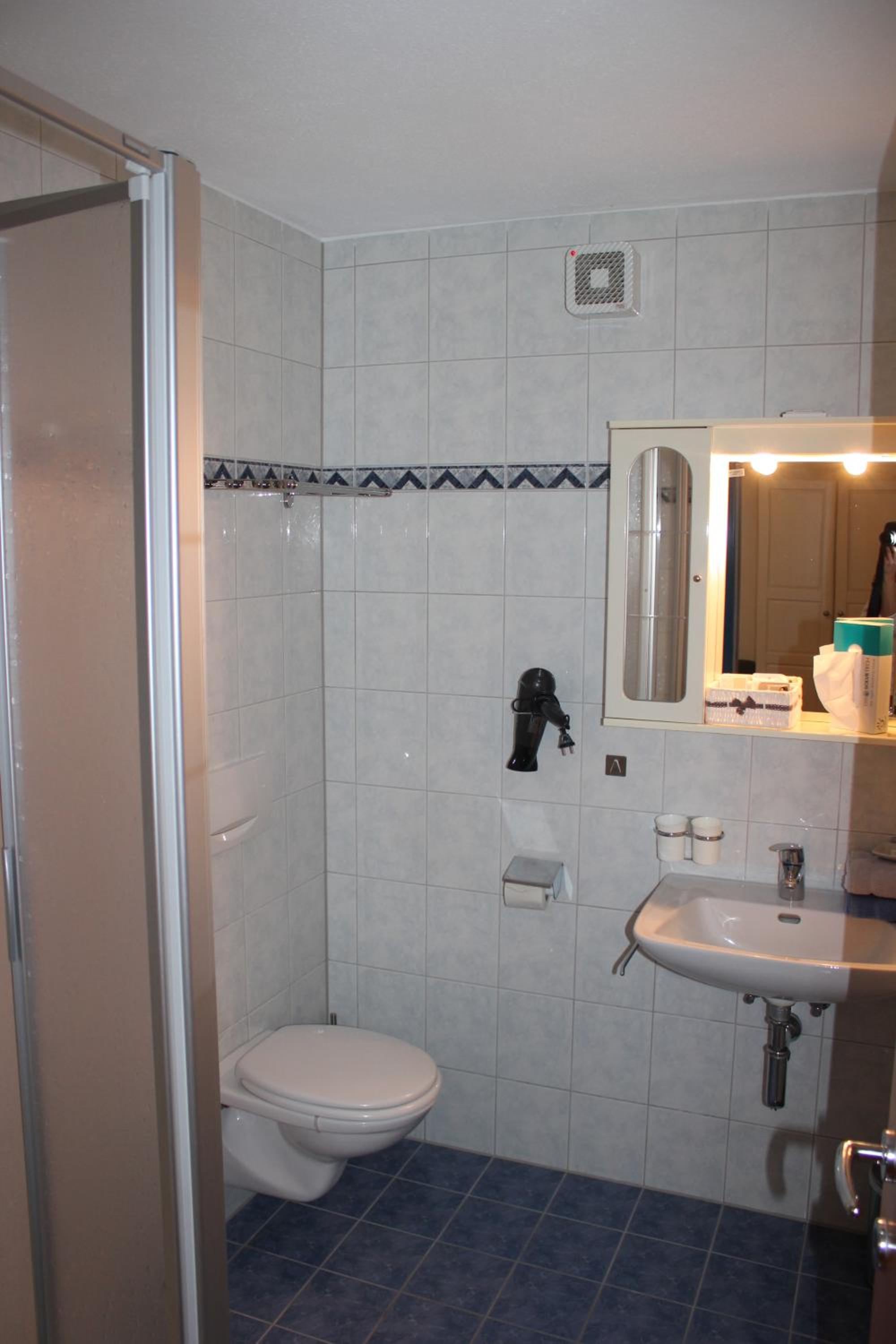 Apartment with Balcony photo 3