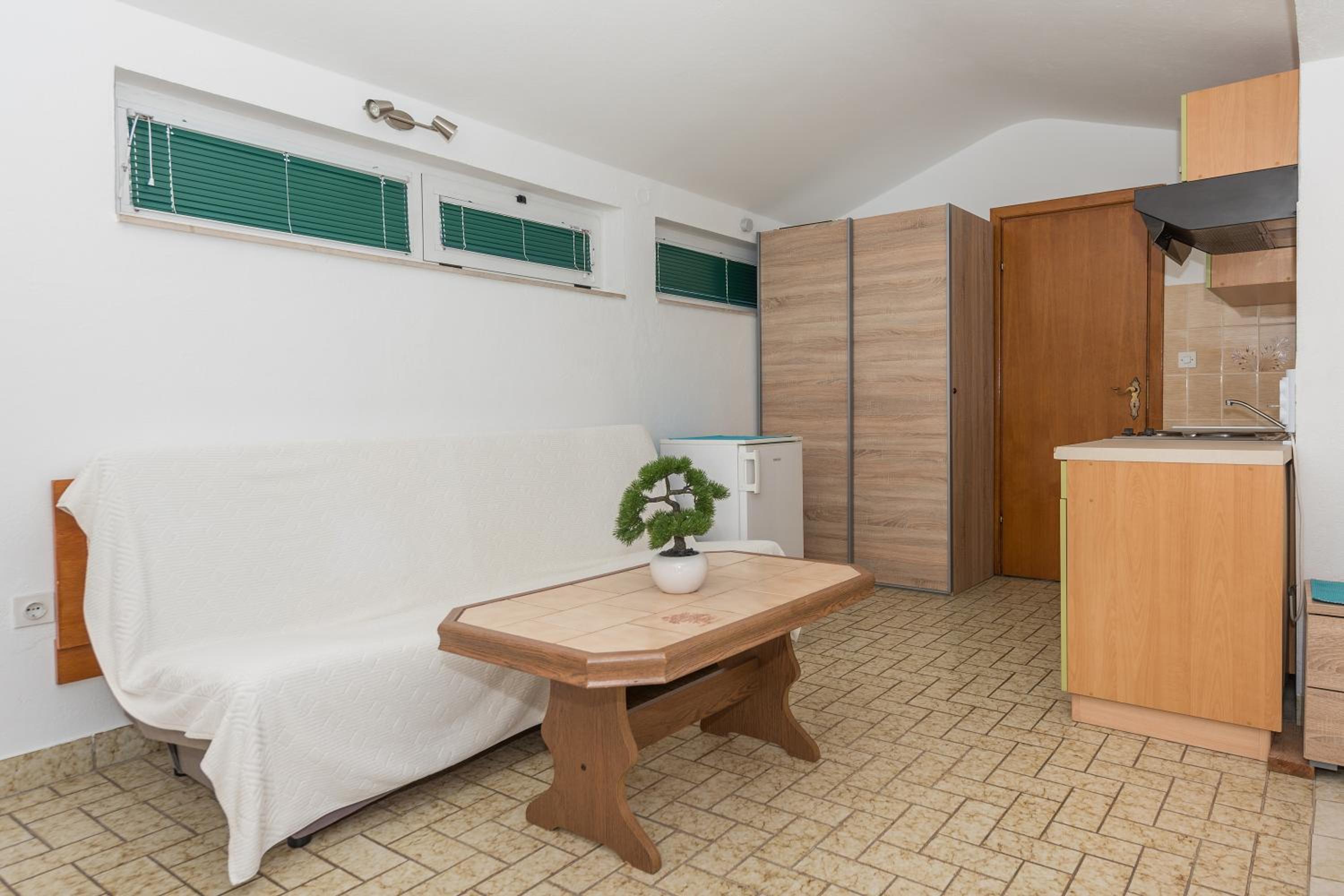 Studio Apartment with Sea View