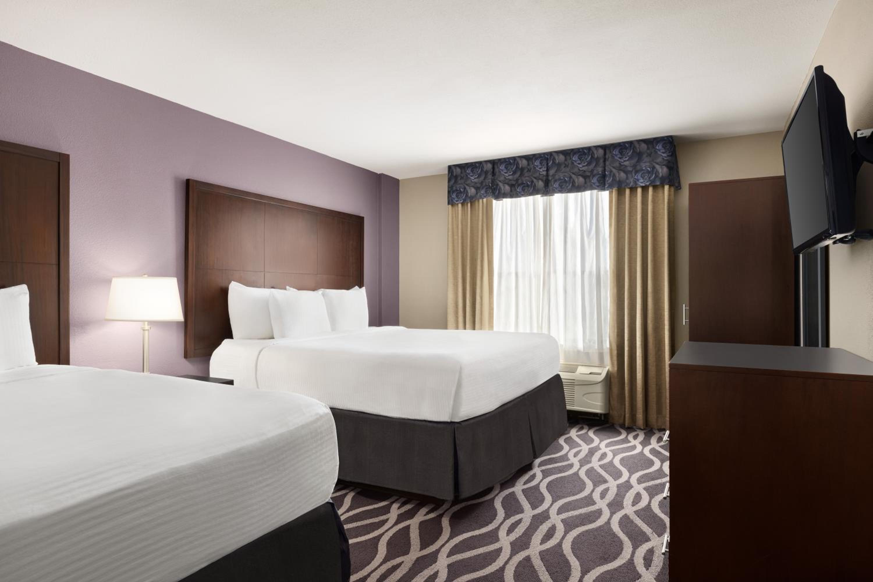 Suite with Two King Beds - Non-Smoking