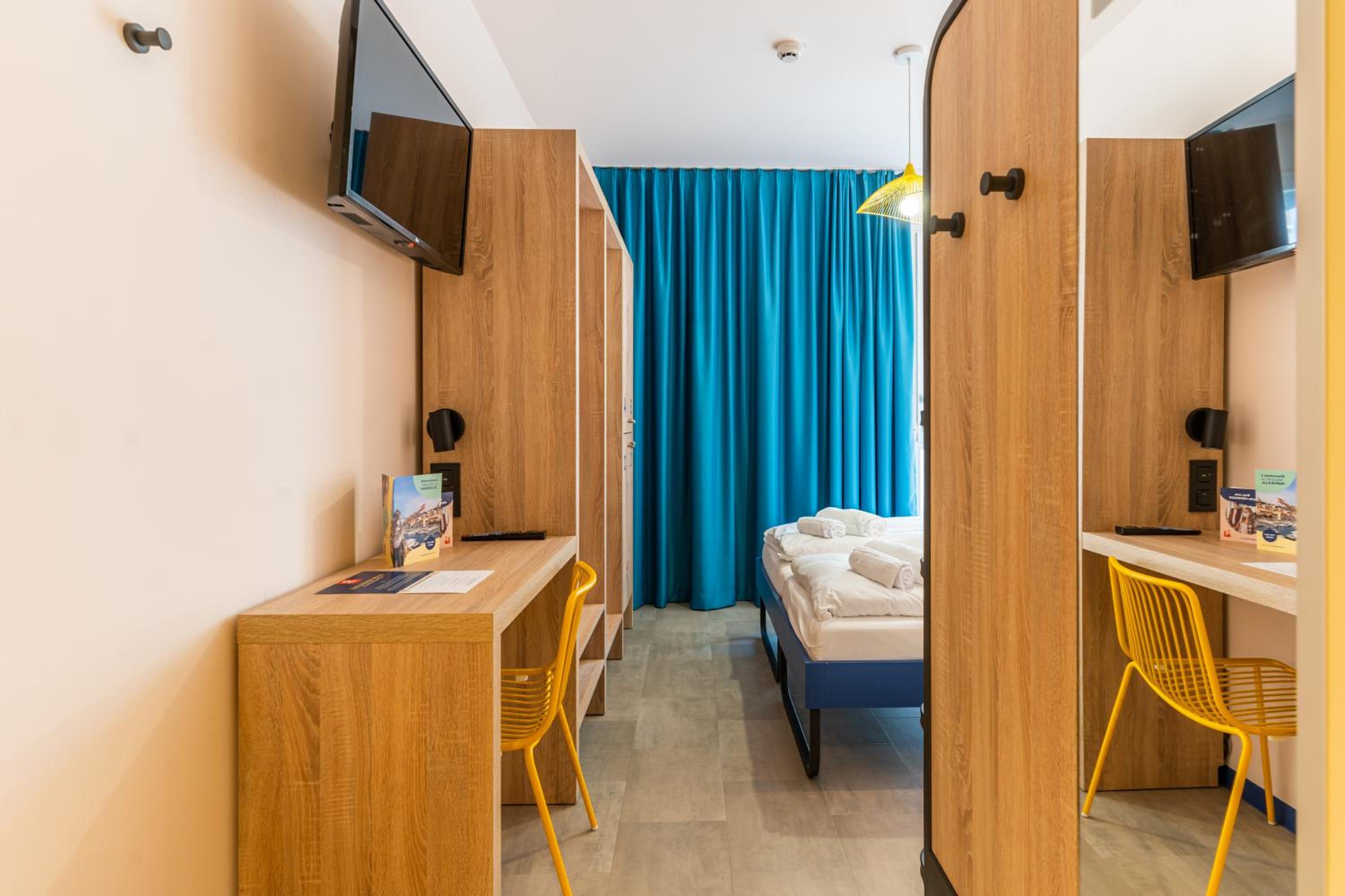 Standard Twin Room photo 2