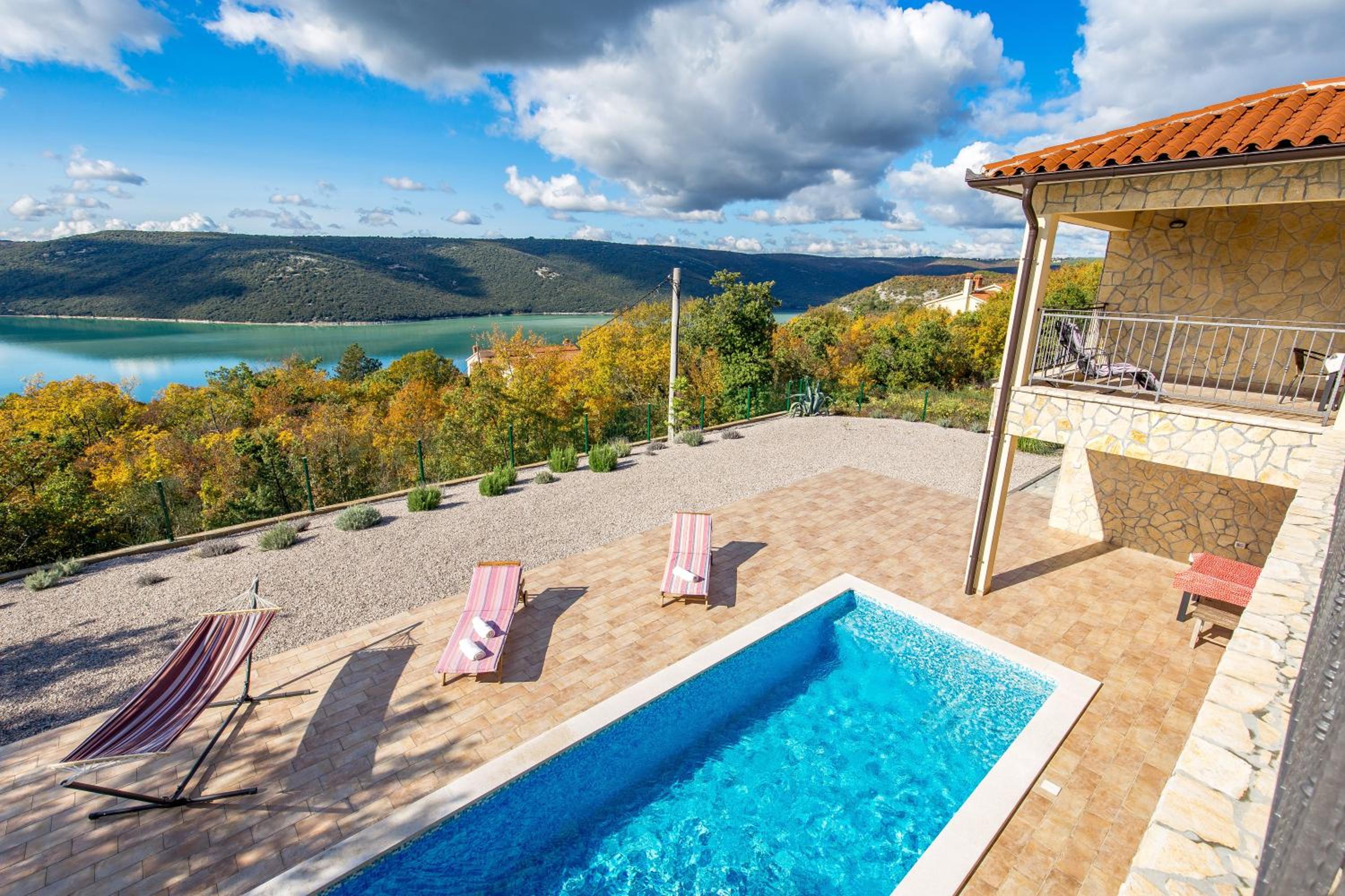Three Bedroom holiday home  photo 1