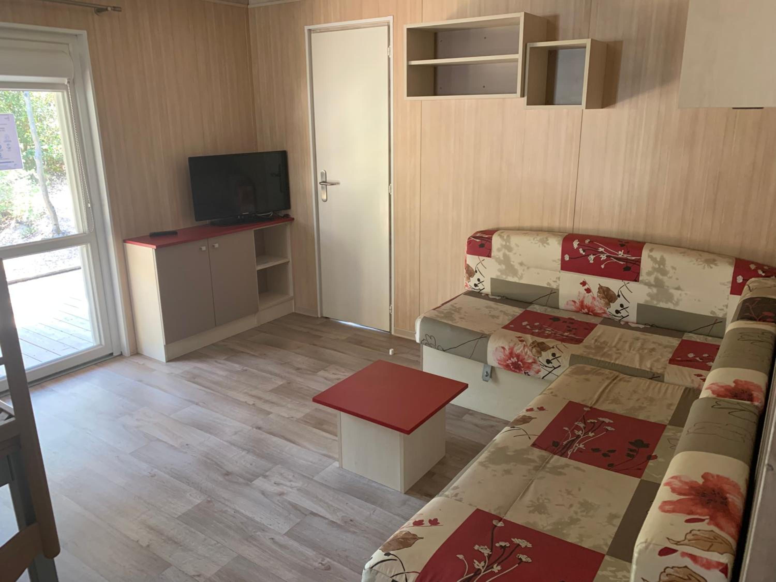 Three-Bedroom Chalet photo 3