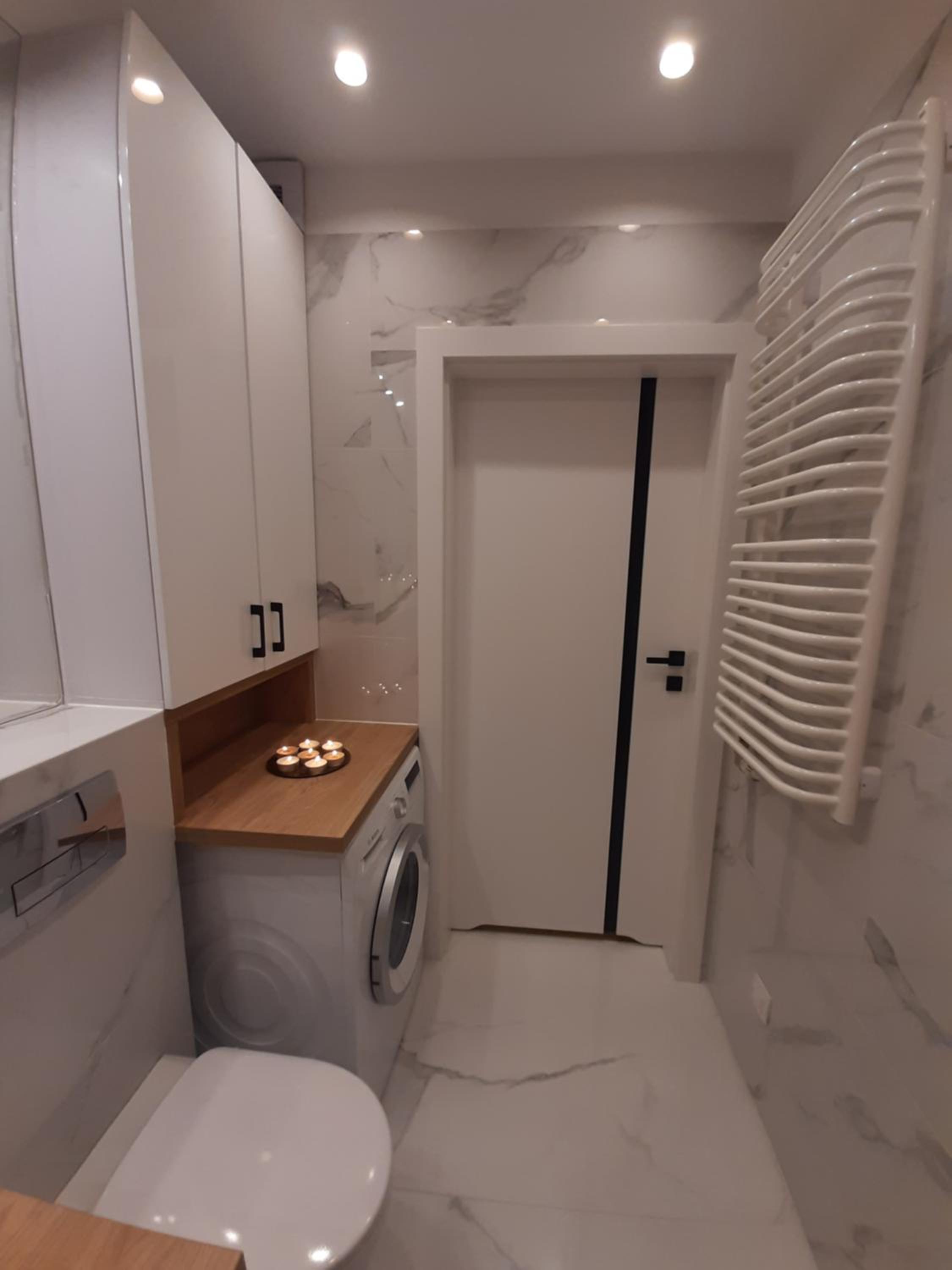 One-Bedroom Apartment - Photo 12