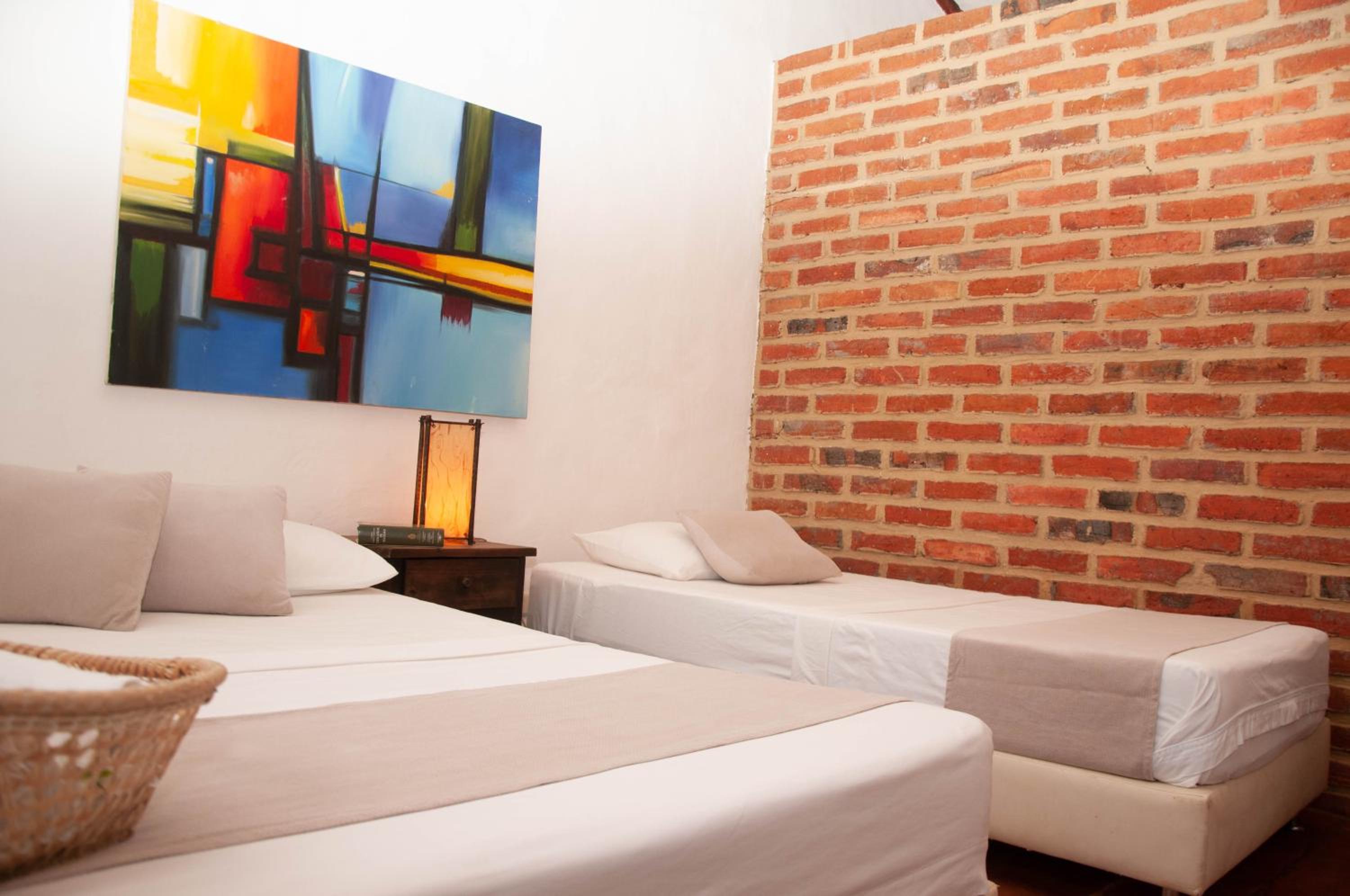 Triple Room with Private Bathroom photo 1