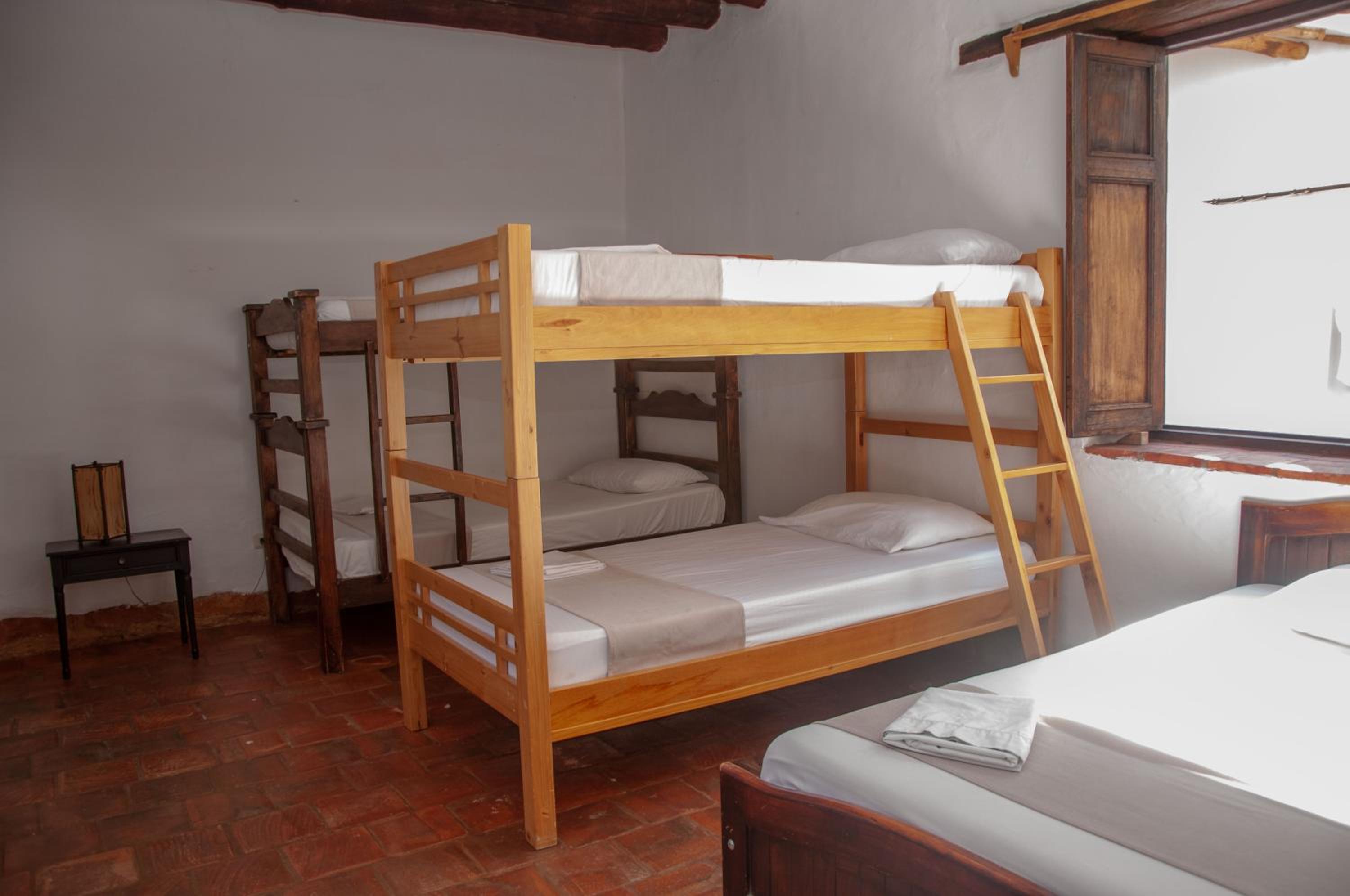 Bed in 4-Bed Mixed Dormitory Room photo 1