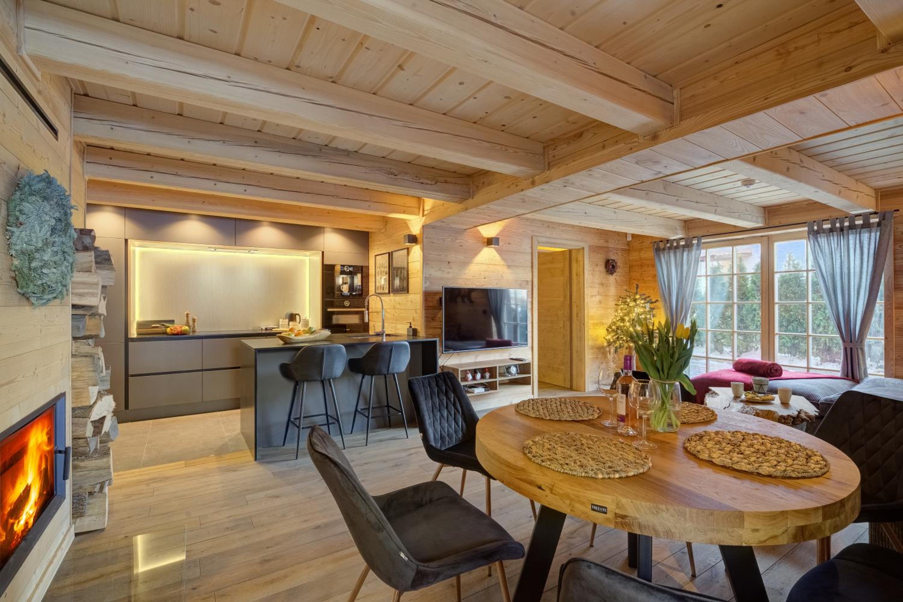 Two-Bedroom Chalet photo 3