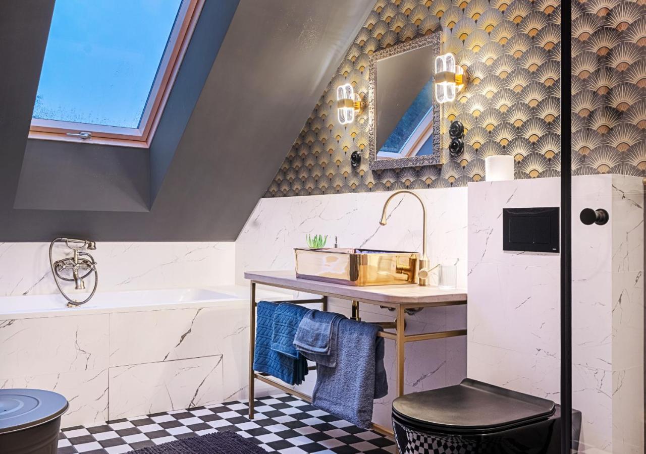 Deluxe Double Room with Bath photo 1
