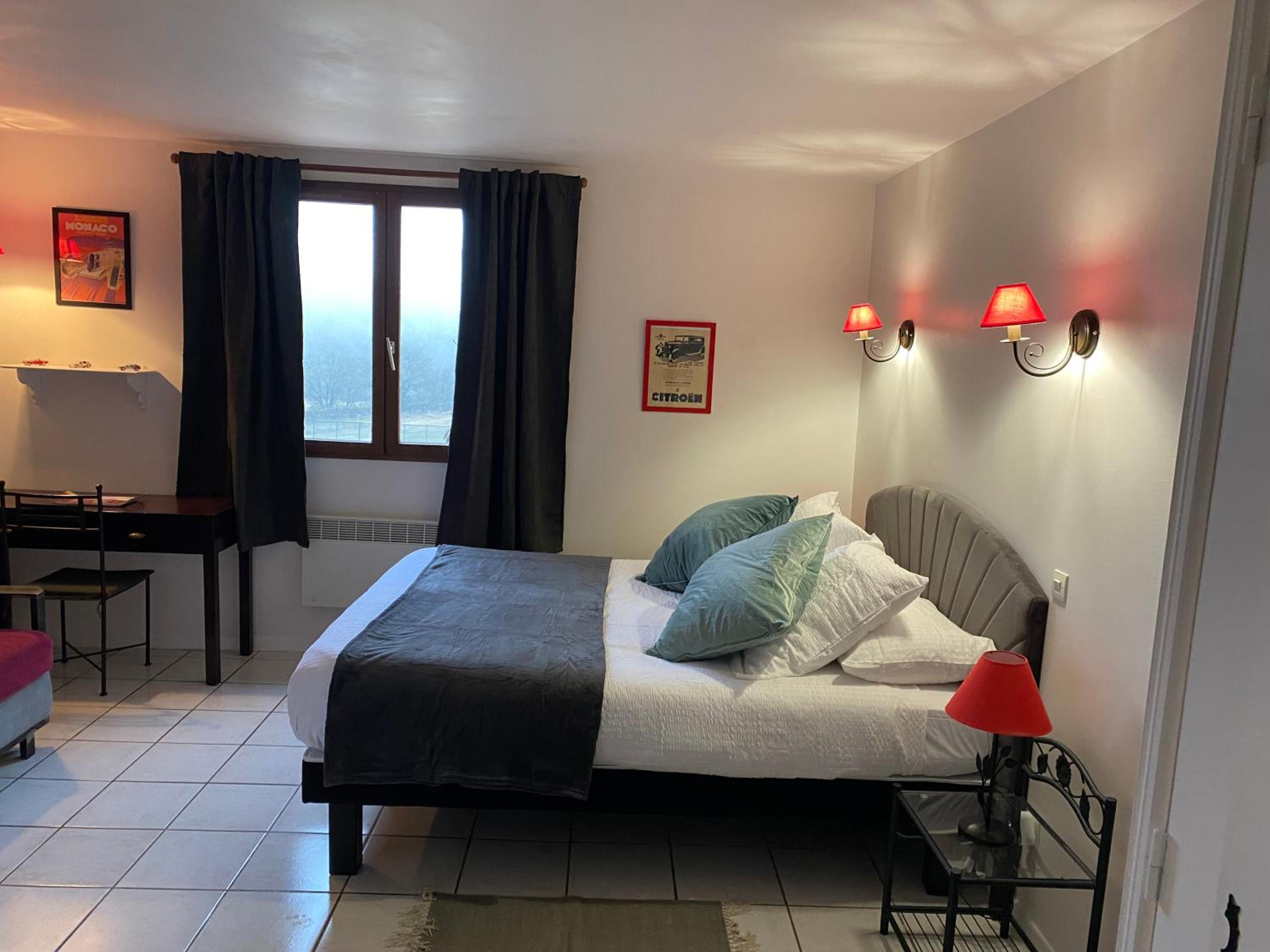 Deluxe Double Room photo 3