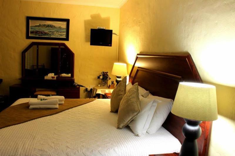 Deluxe King Room photo 1