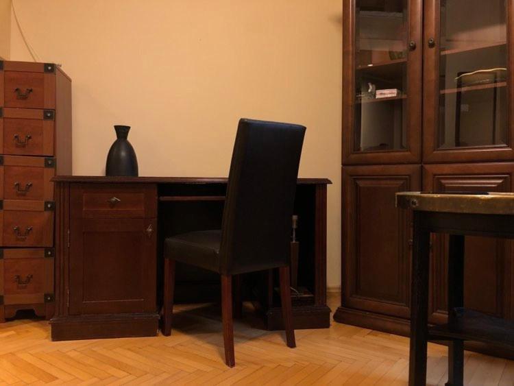One-Bedroom Apartment - Photo 7
