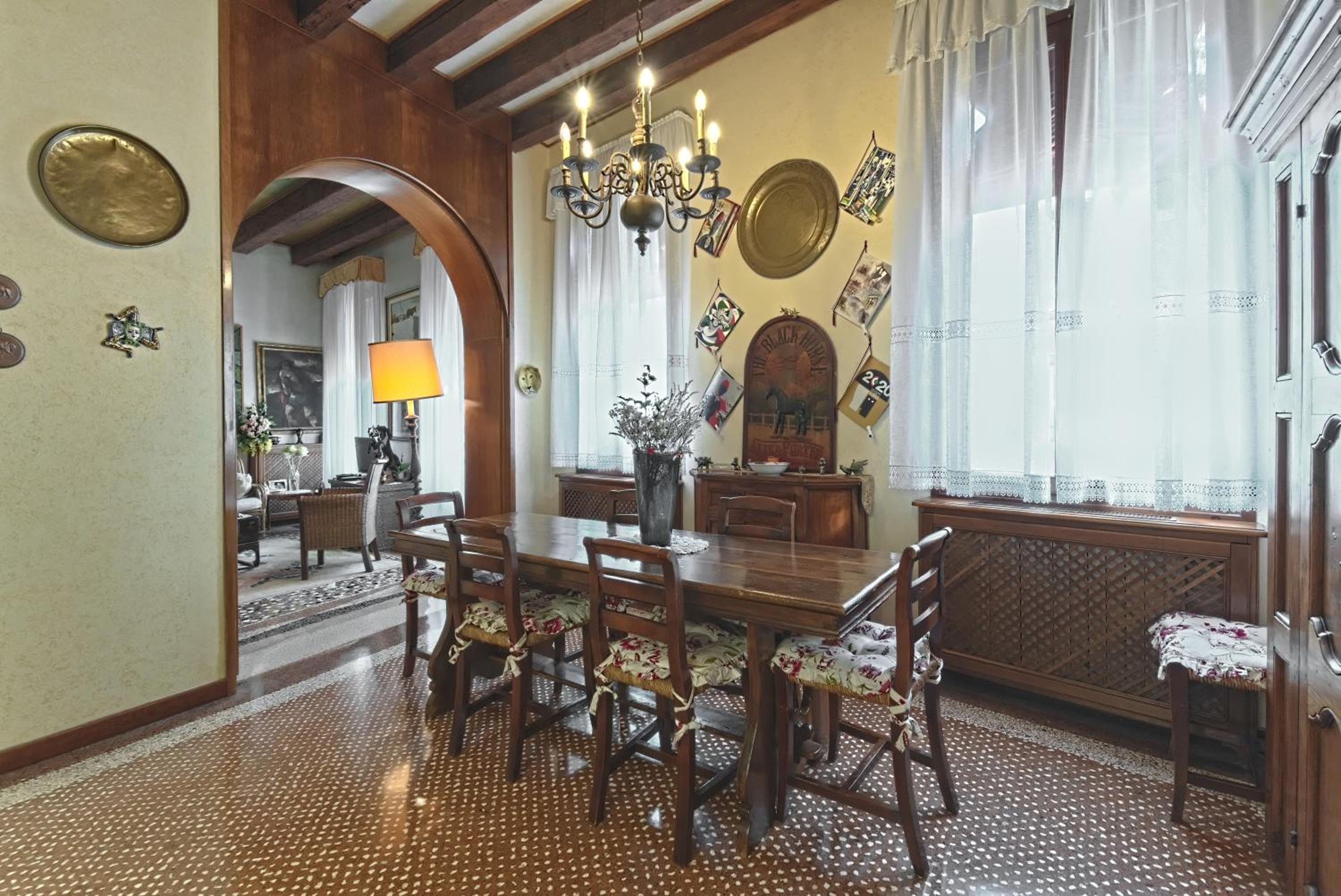Double or Twin Room with Private Bathroom photo 3