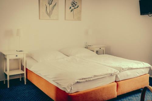 Budget Double Room photo 1