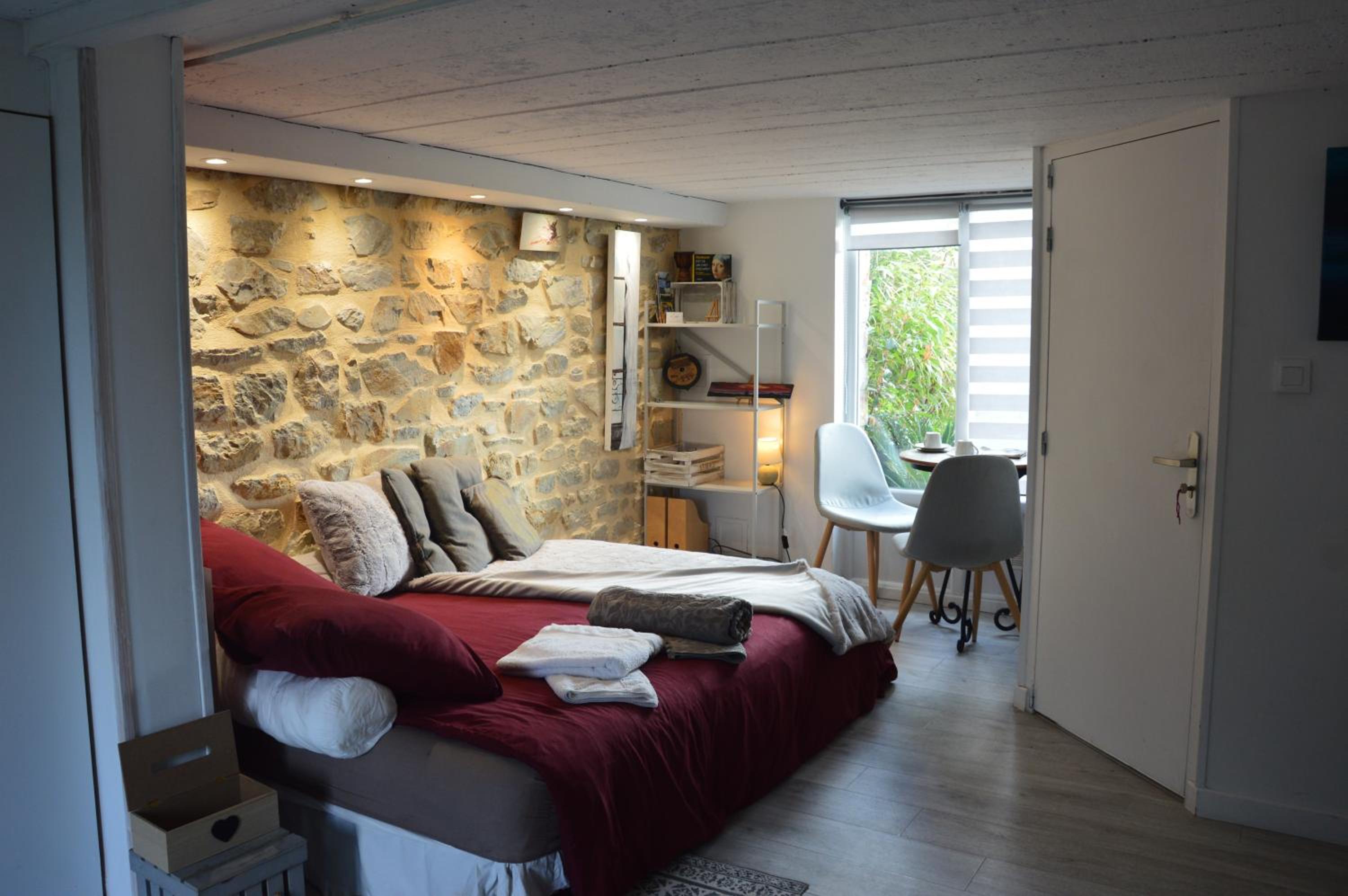 Double Room - Photo 1