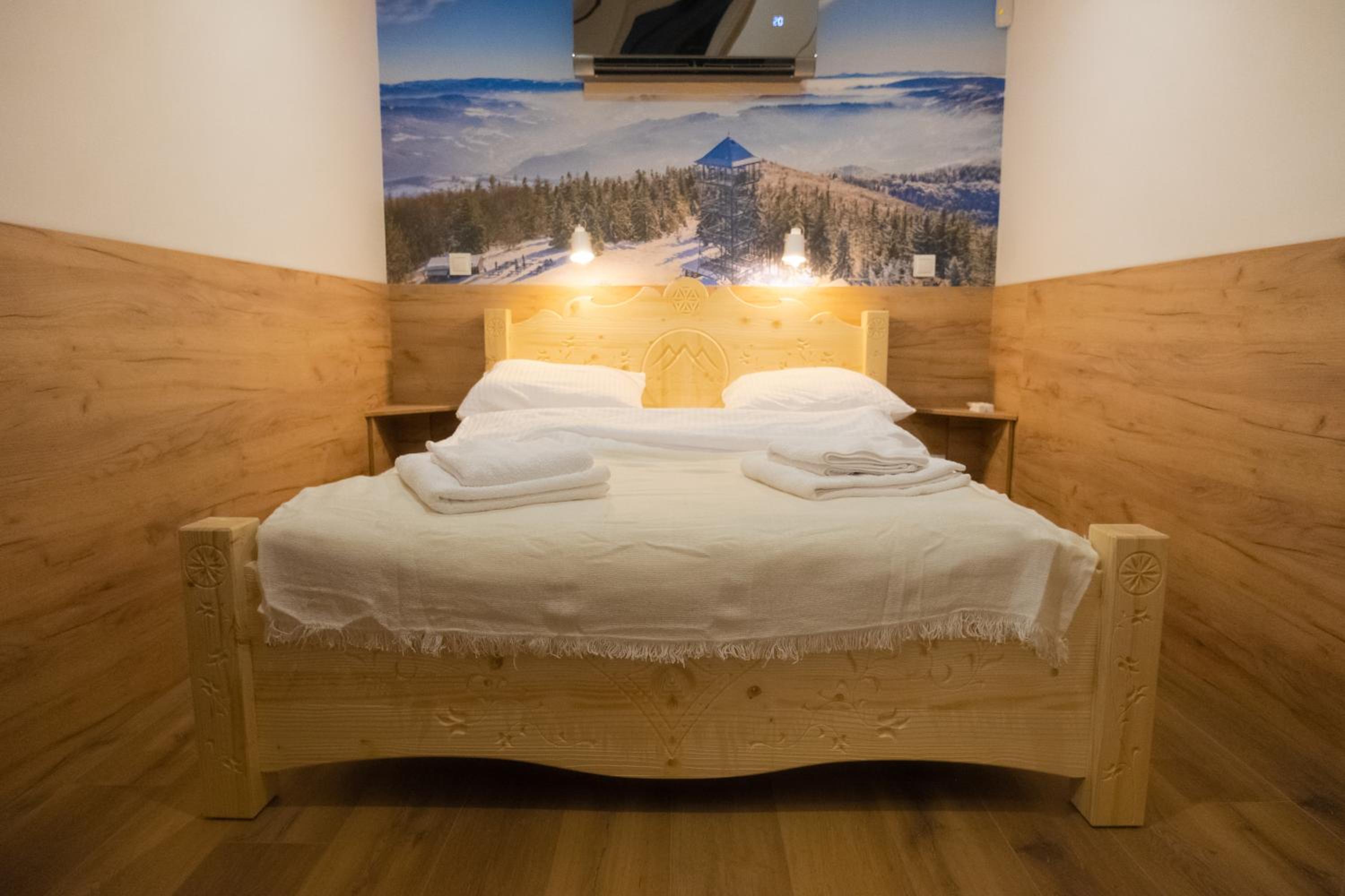 Two-Bedroom Chalet - Photo 32