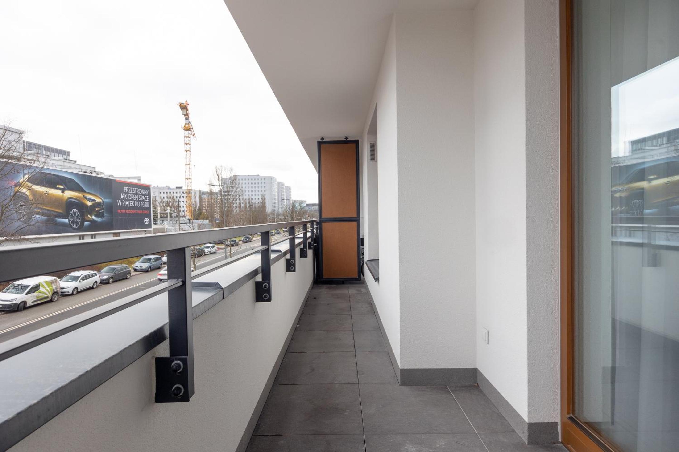 One-Bedroom Apartment - Photo 4