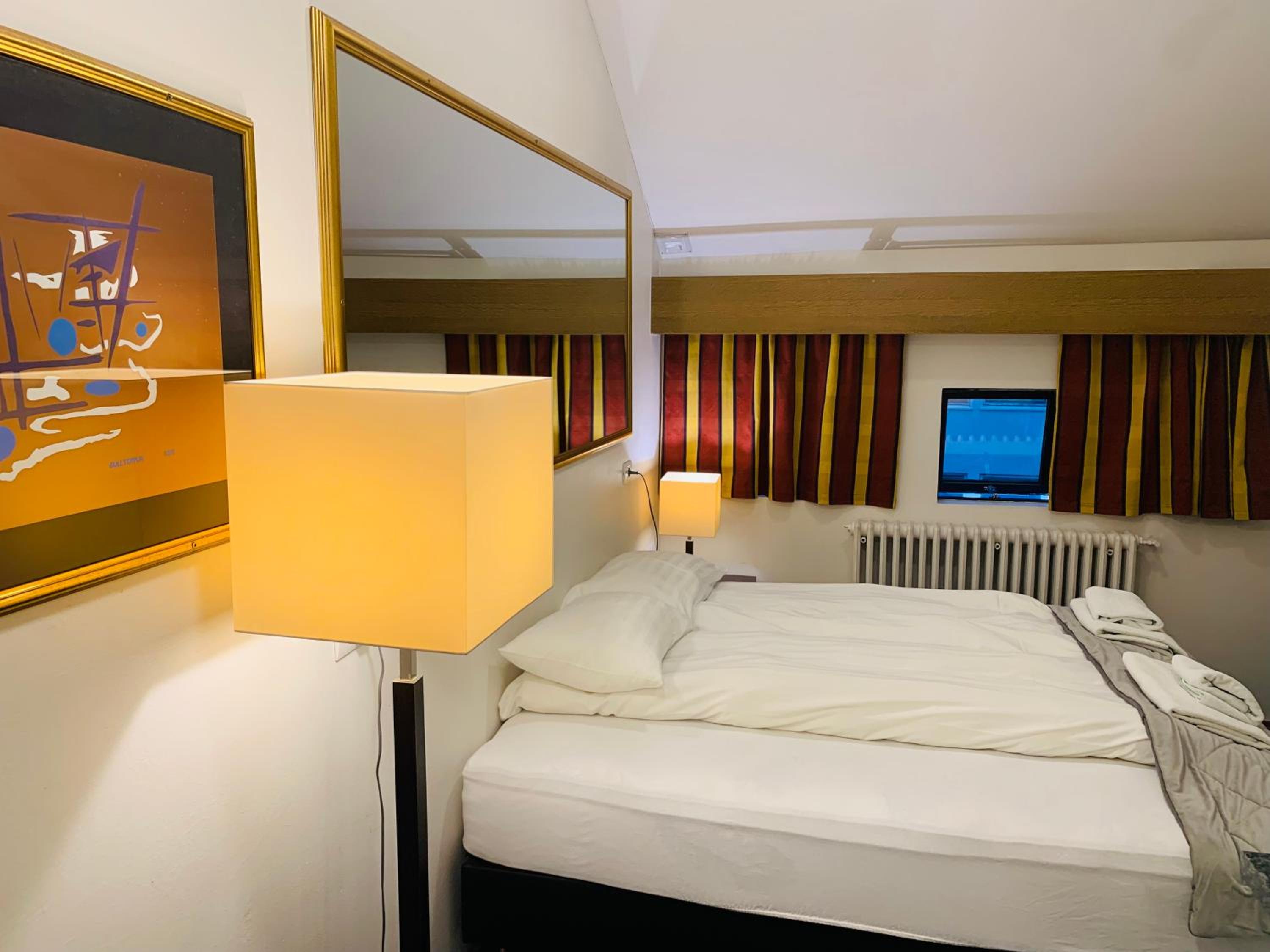 Economy Double Room