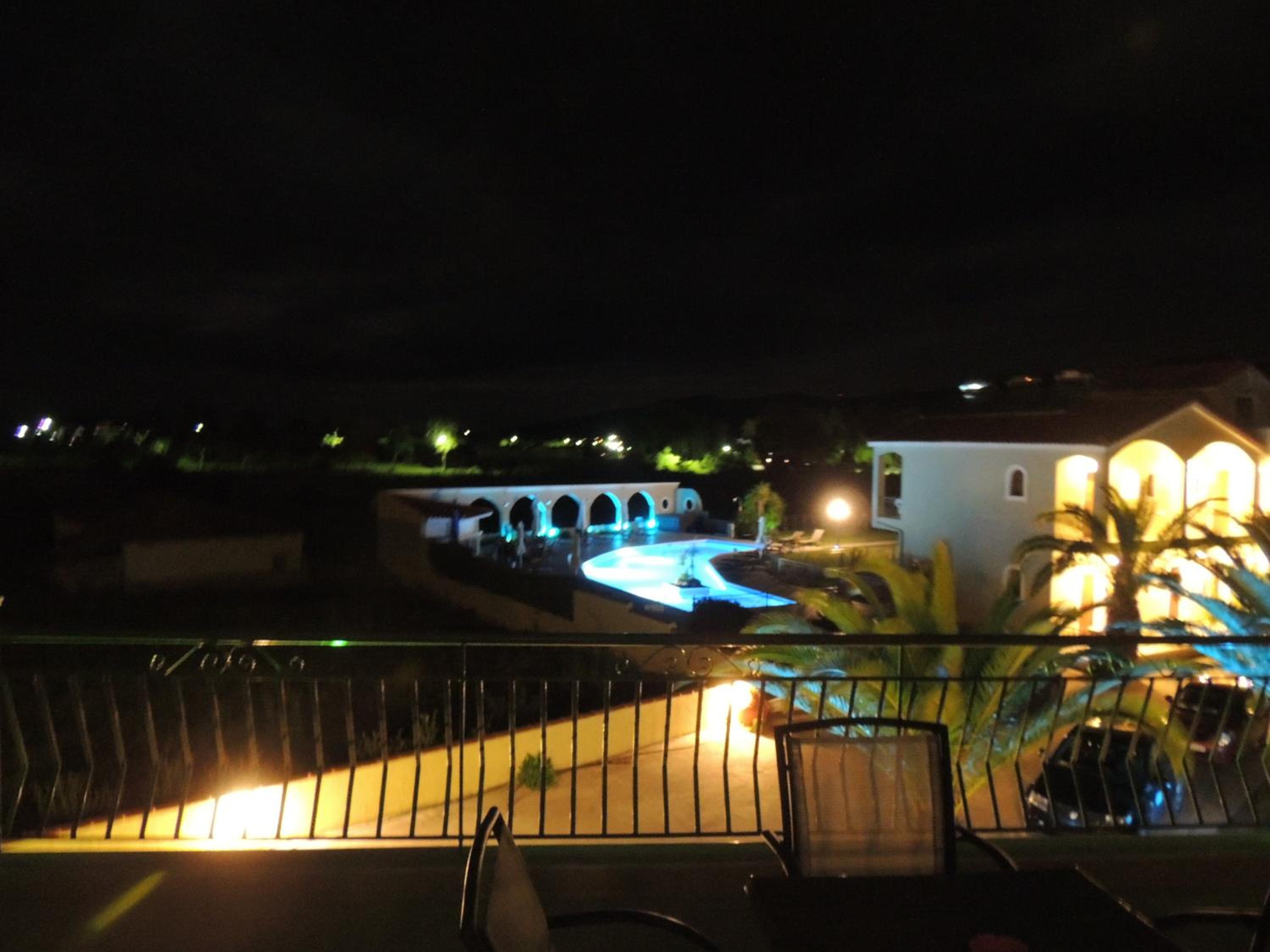 Executive Suite photo 2