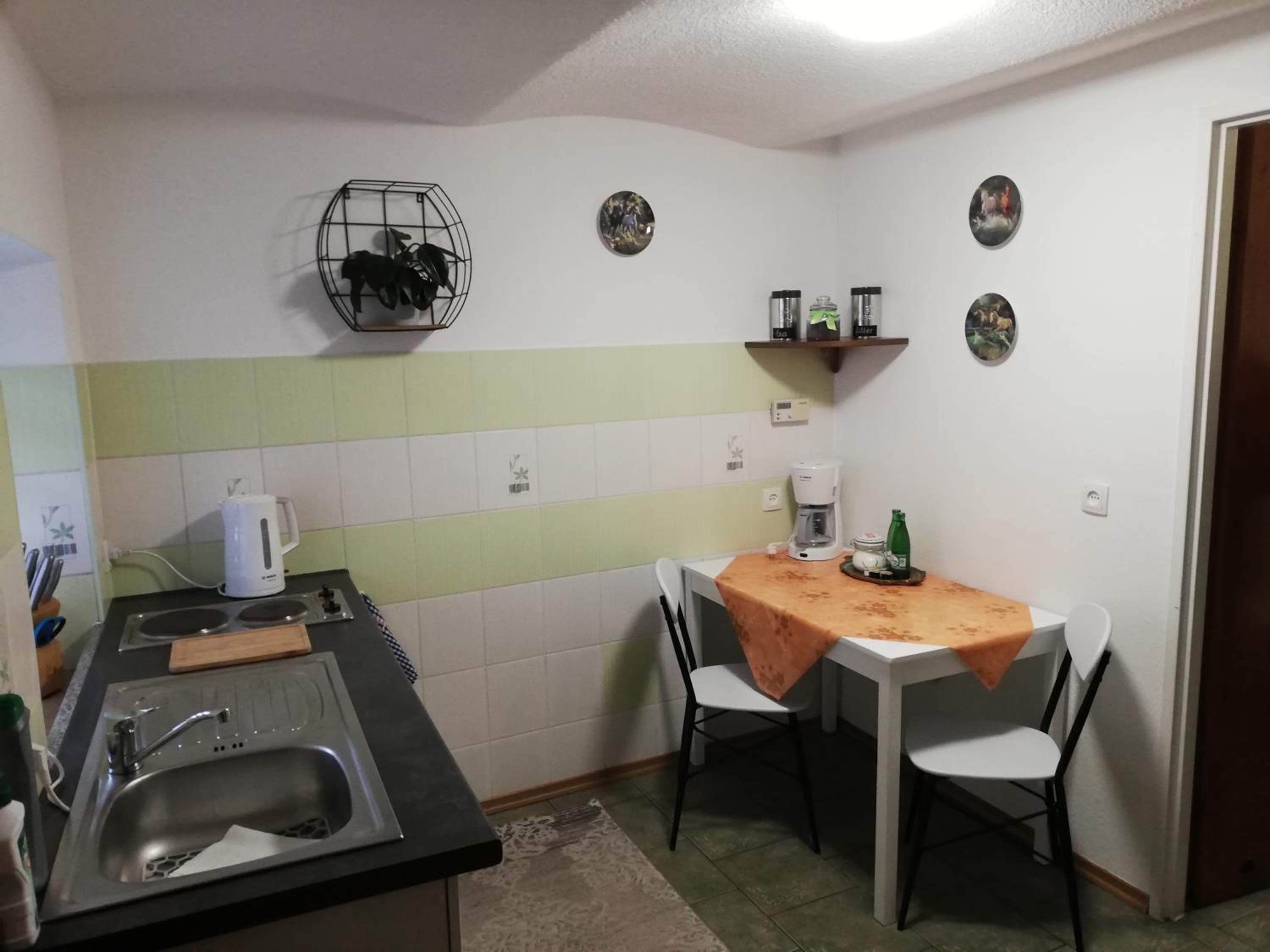 One-Bedroom Apartment - Photo 5