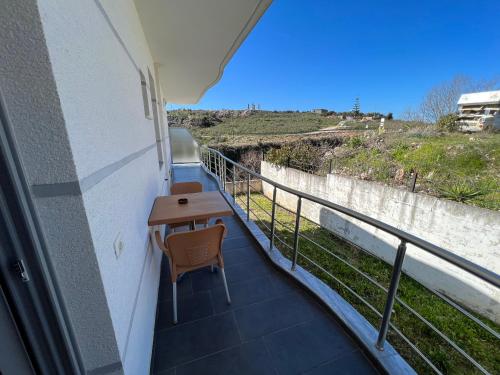 Triple Room with Balcony photo 3
