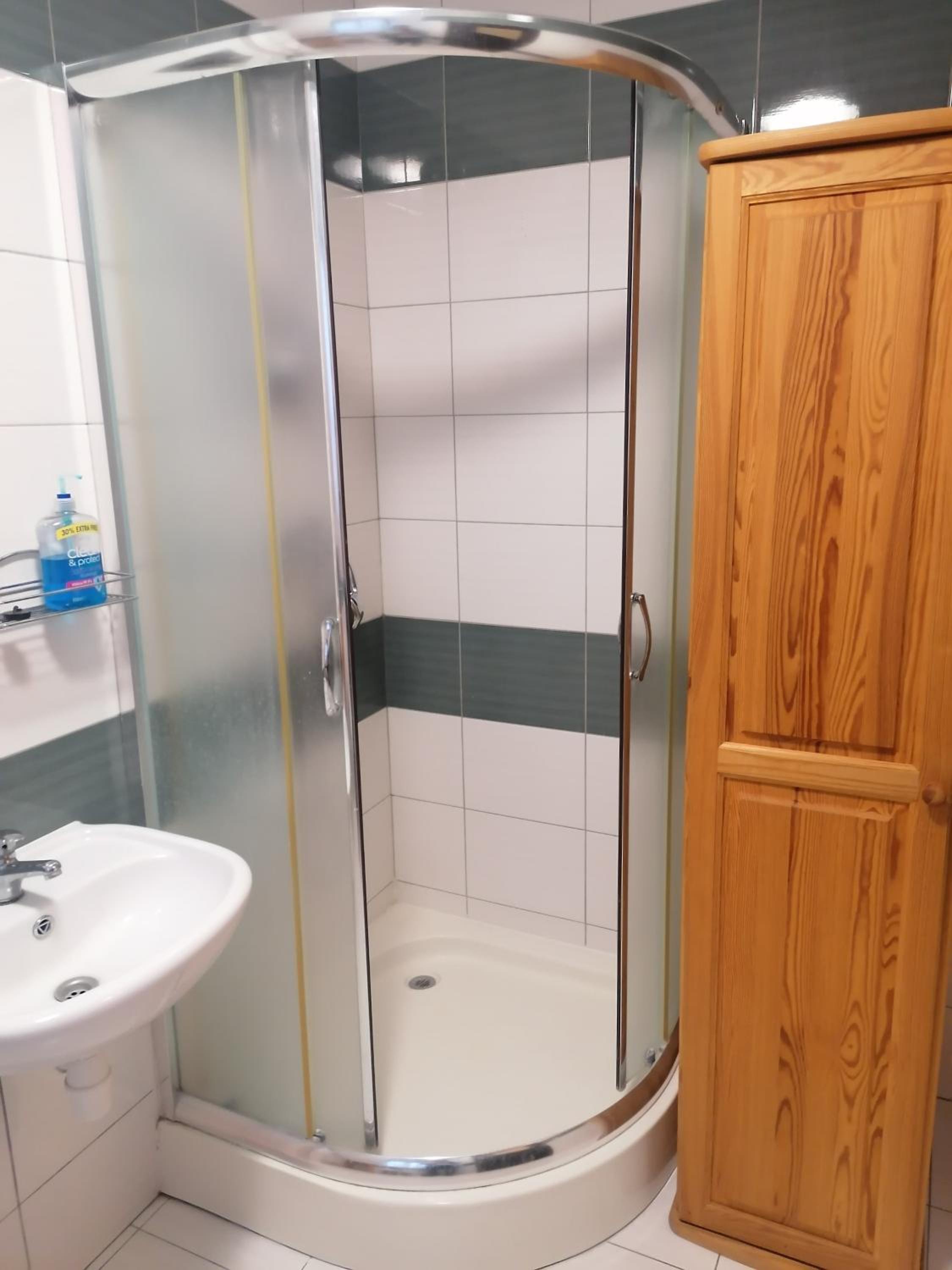 Triple Room with Private Bathroom photo 3