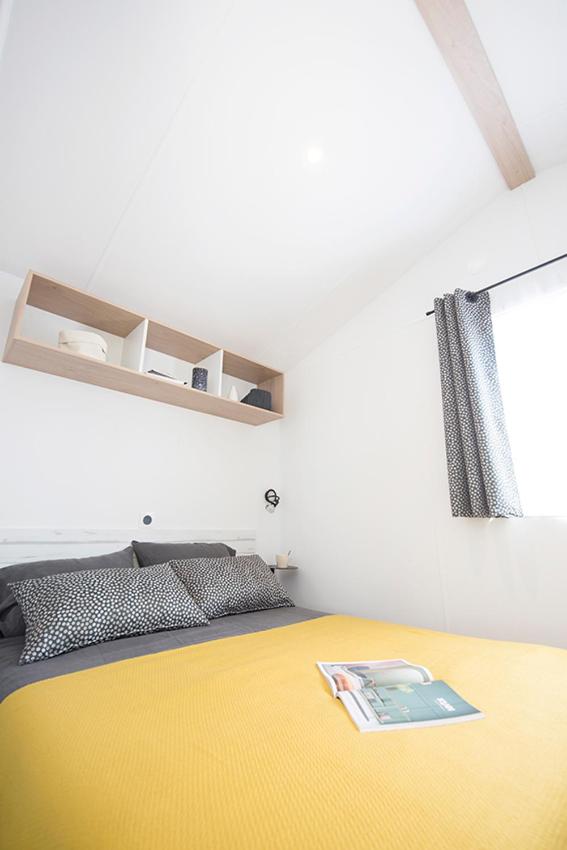 Mobil-home grand confort 1 Bedroom - 2 persons photo 2