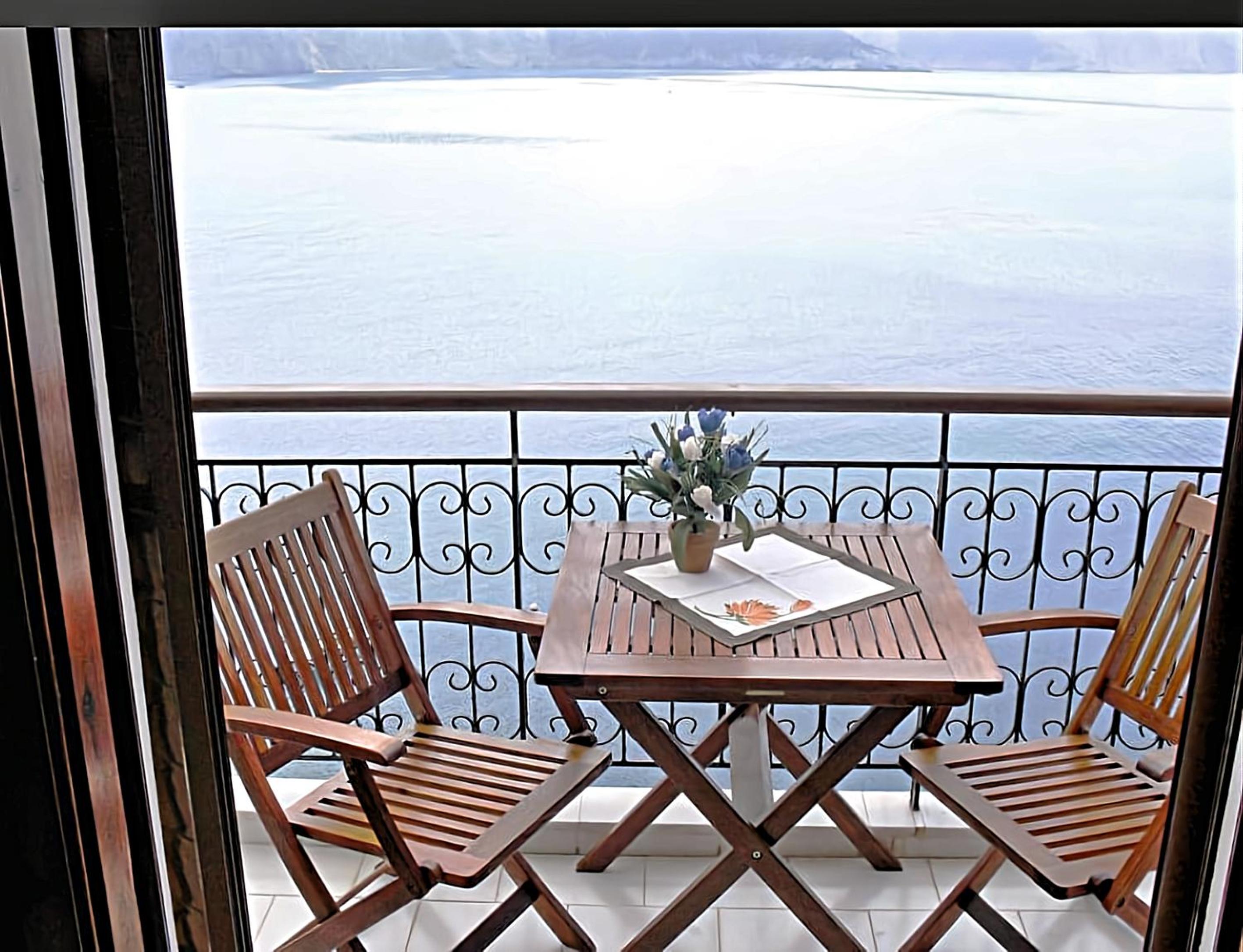 Apartment with Sea View photo 2
