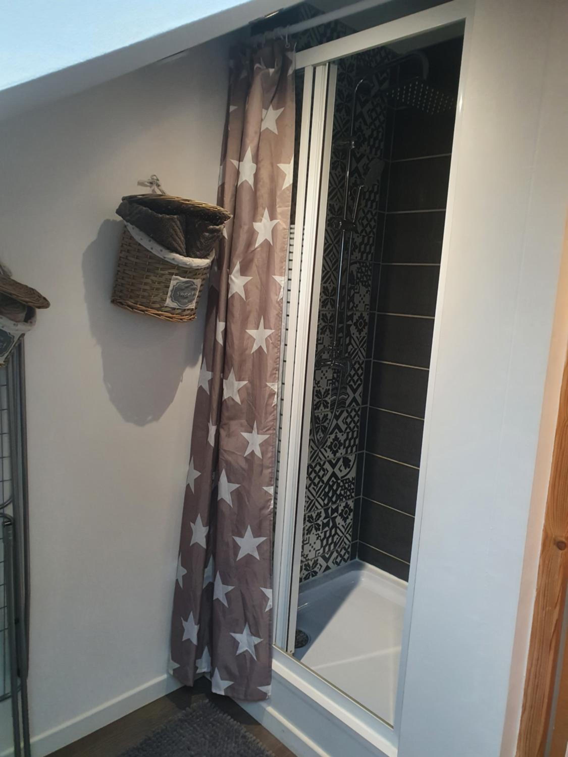 Quadruple Room - Photo 14