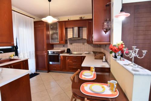 Three-Bedroom Villa photo 1