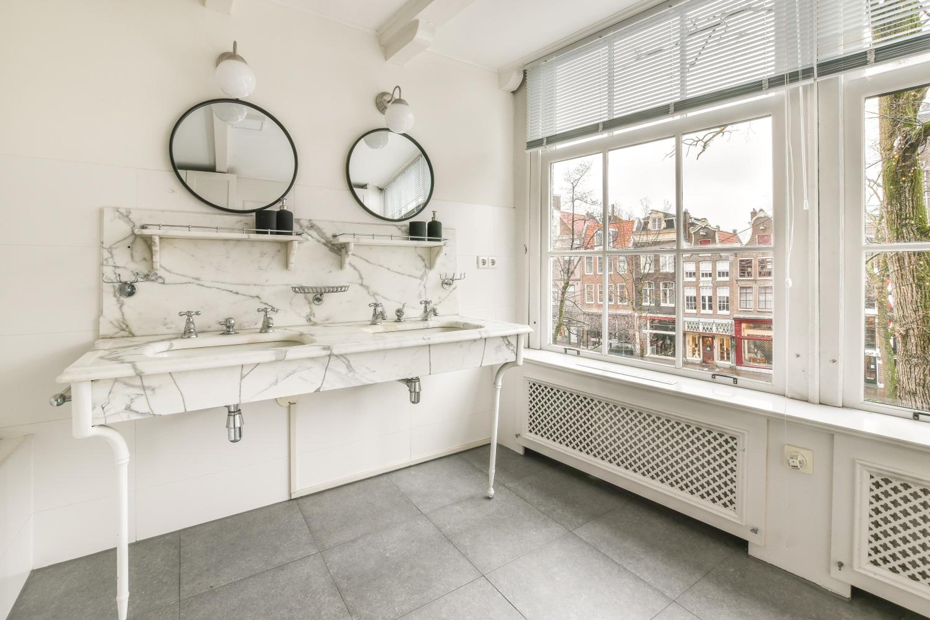 Suite with Canal View photo 1