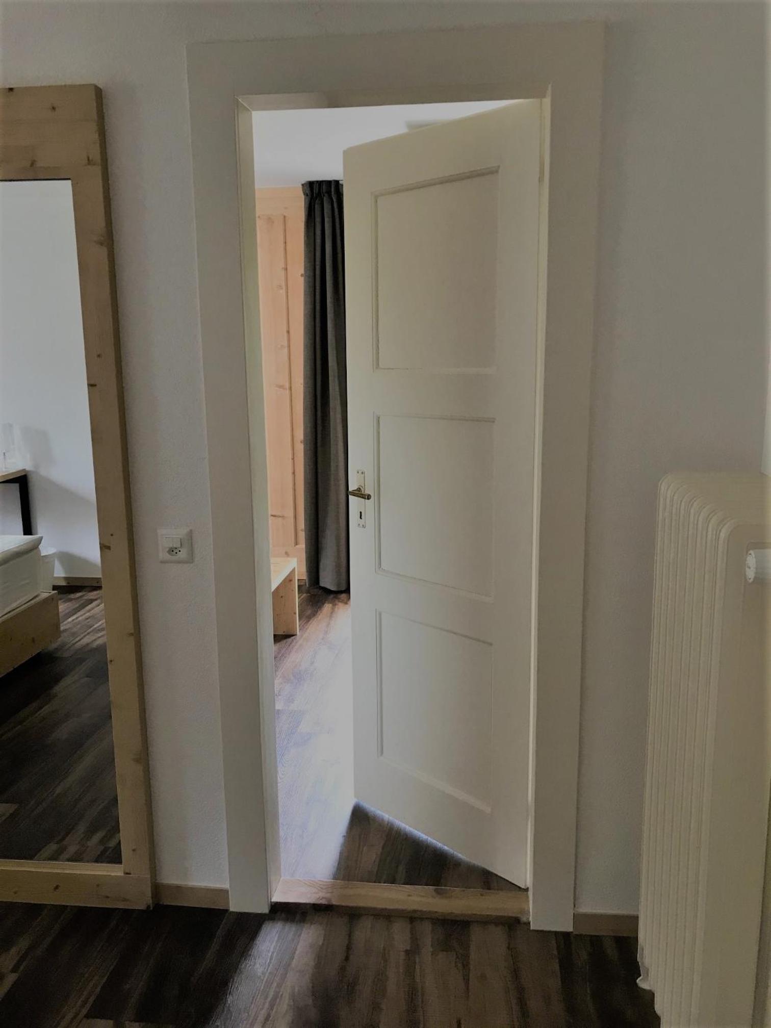 Family Room with Private Bathroom photo 3