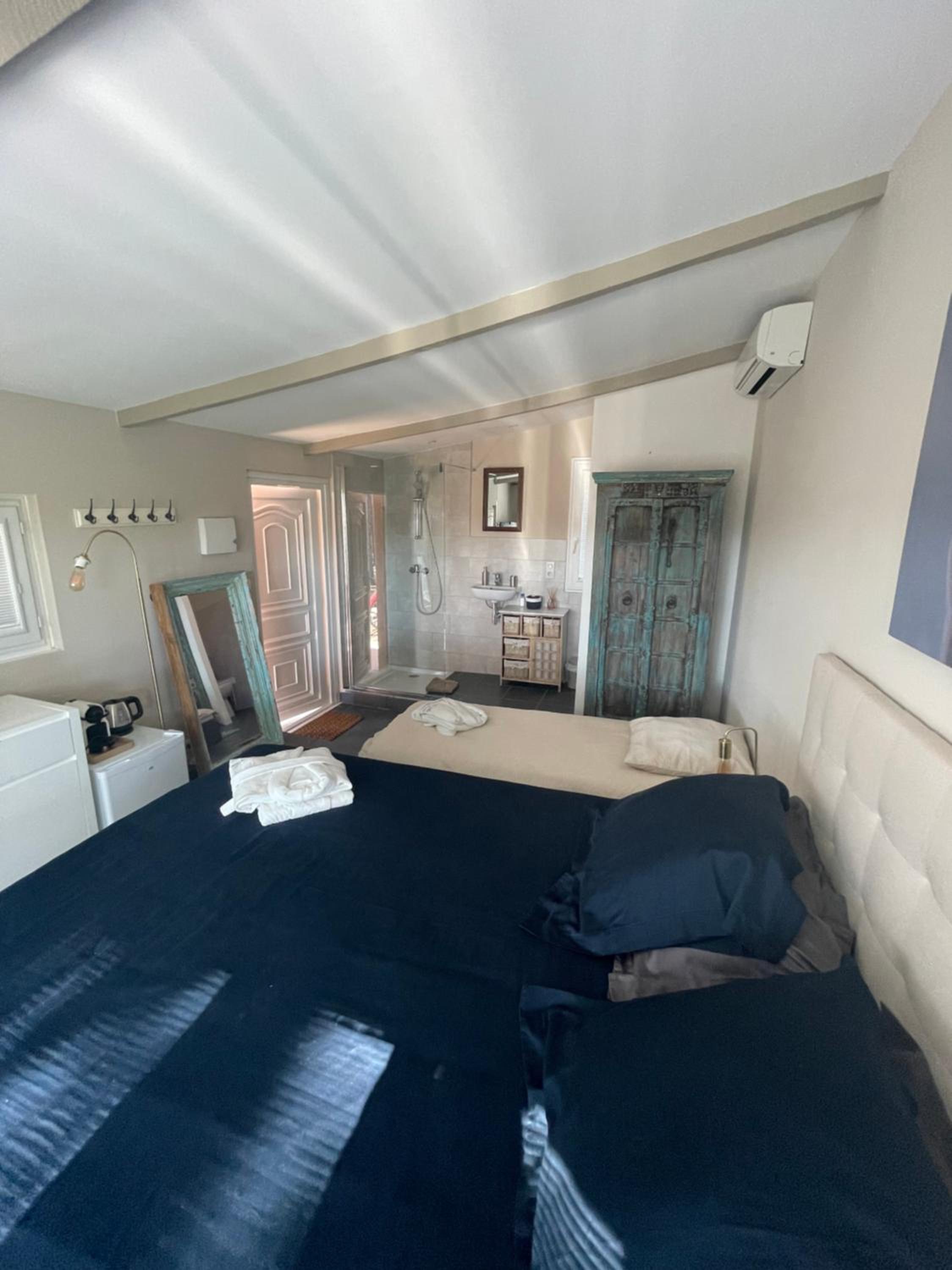Double Room with Terrace - Photo 3