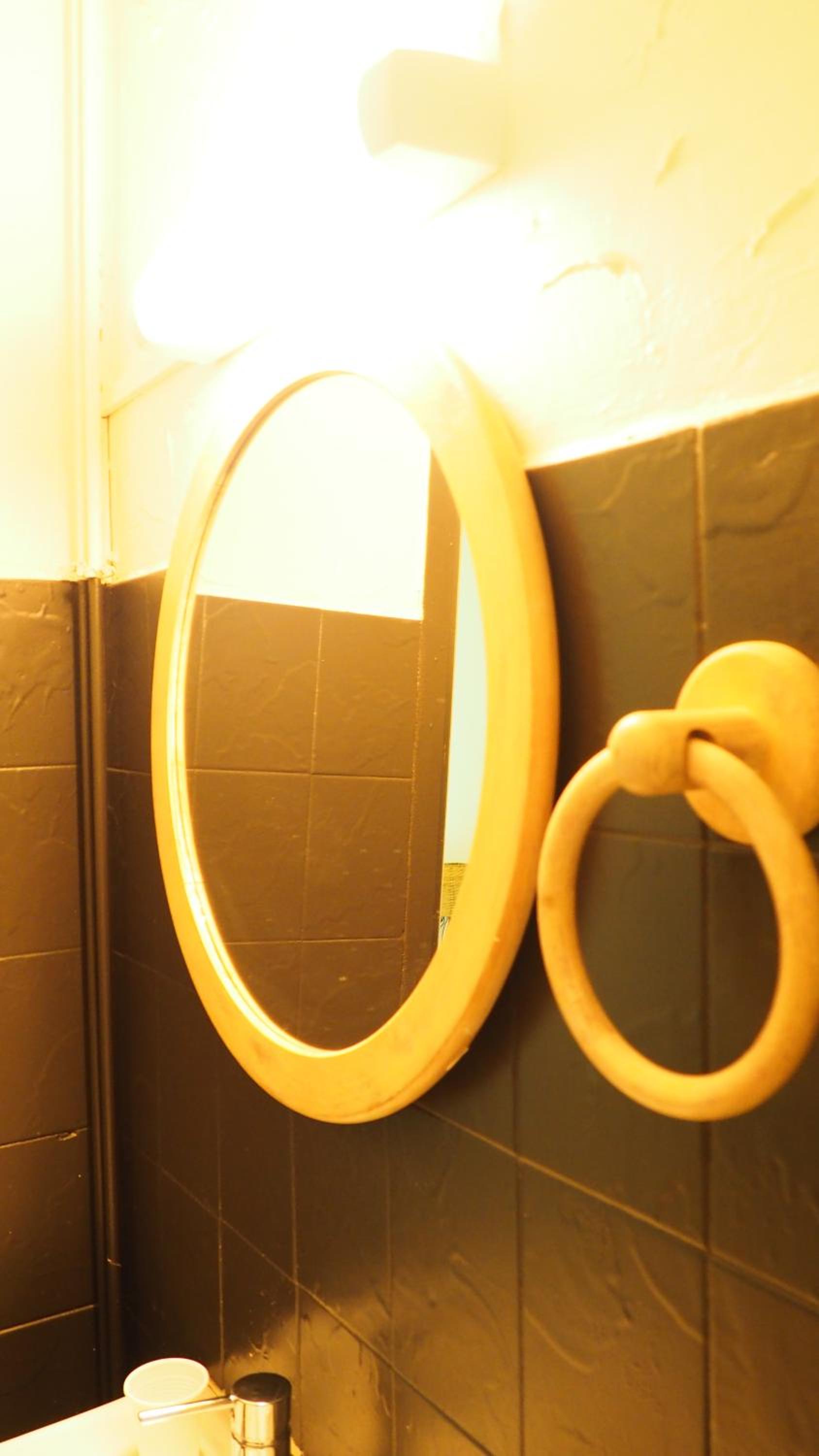 Deluxe Double Room with Shower - Photo 6