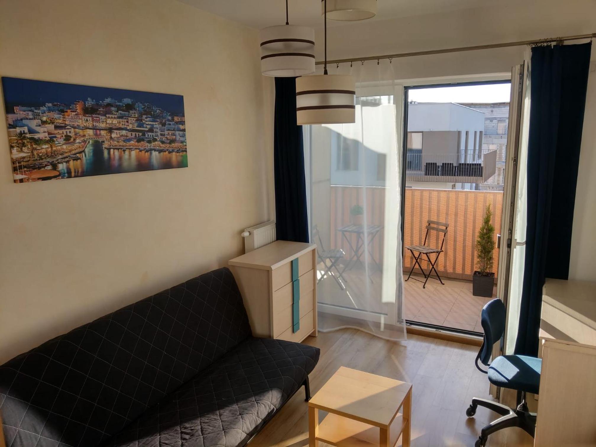 One-Bedroom Apartment