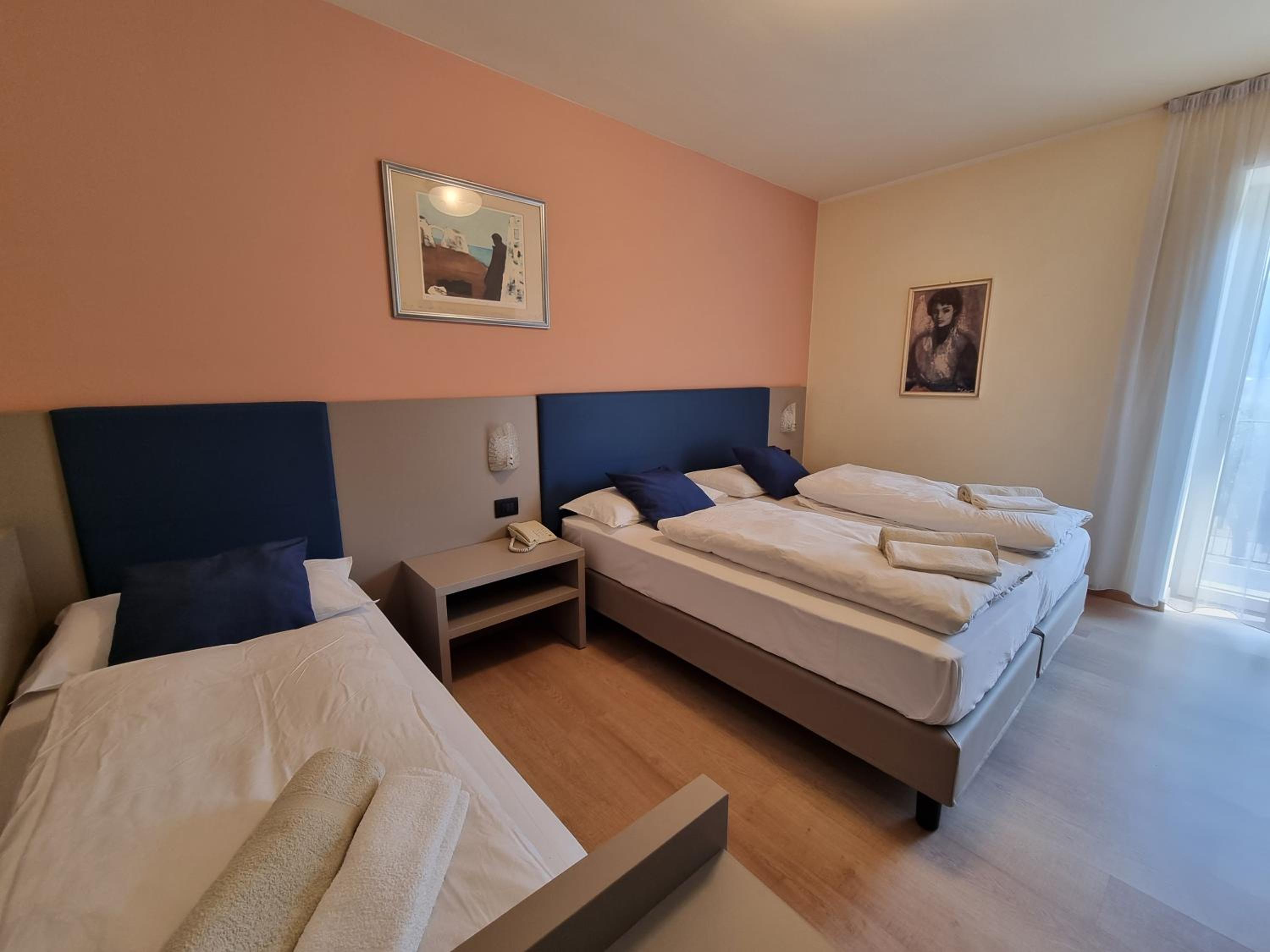 Triple Room - Photo 2
