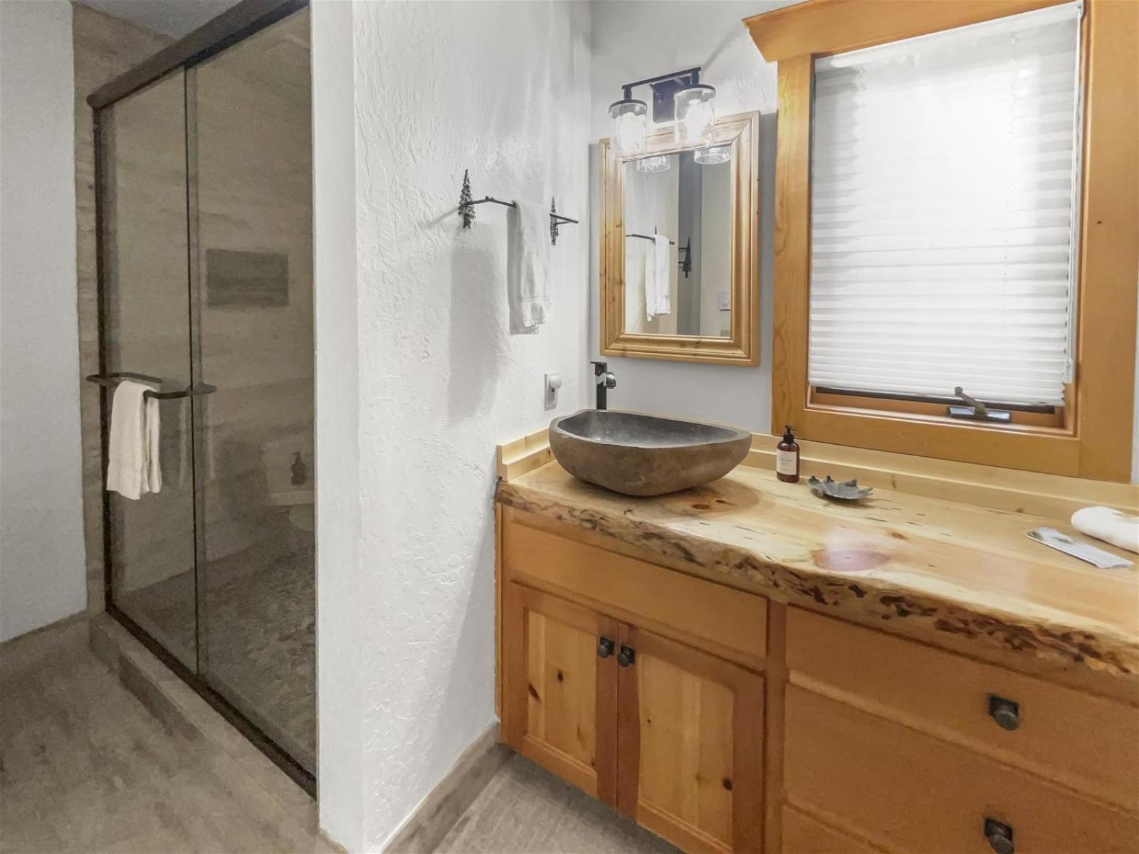 Two-Bedroom Holiday Home photo 2