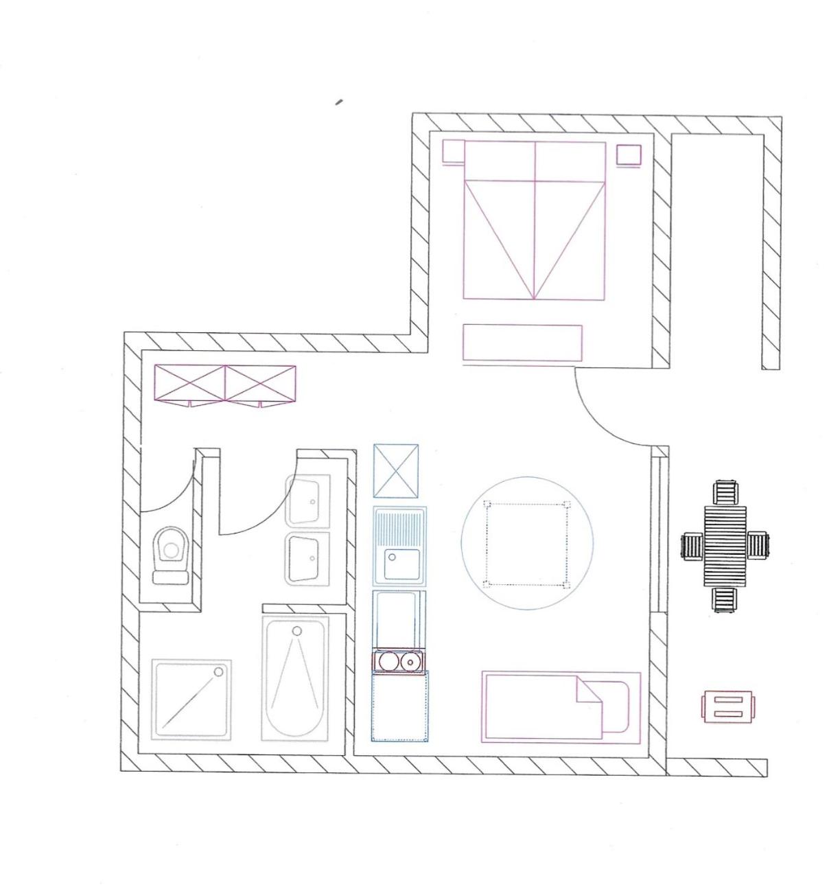 Studio (3 Adults)