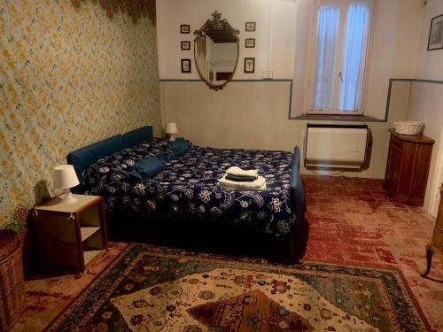 Large Double Room - Photo 3