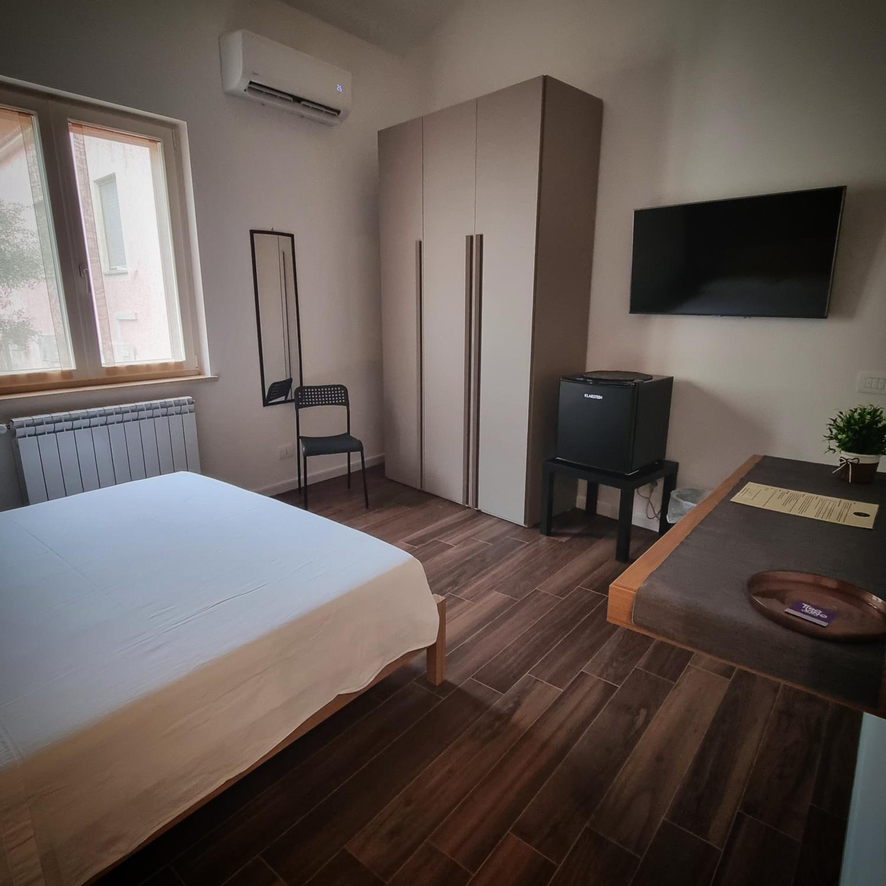 Double Room with Private Bathroom photo 1