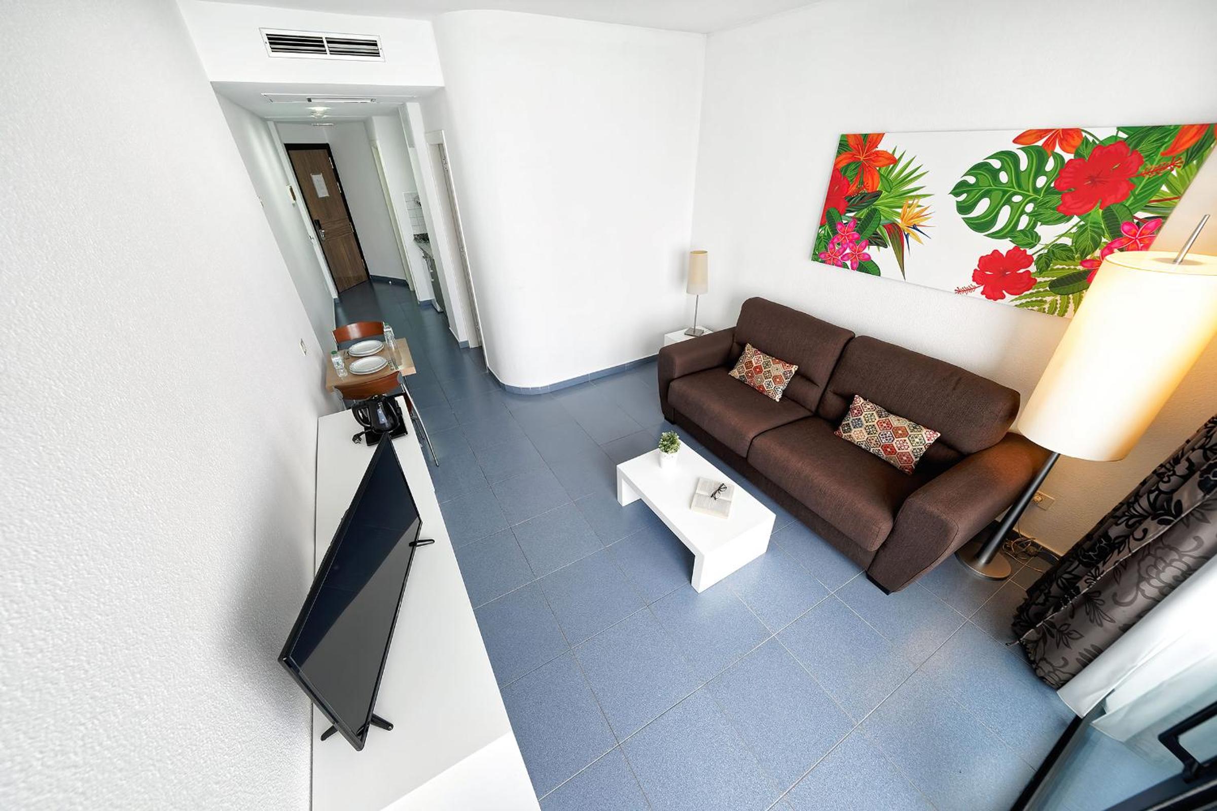 Apartment (1 Adult)
