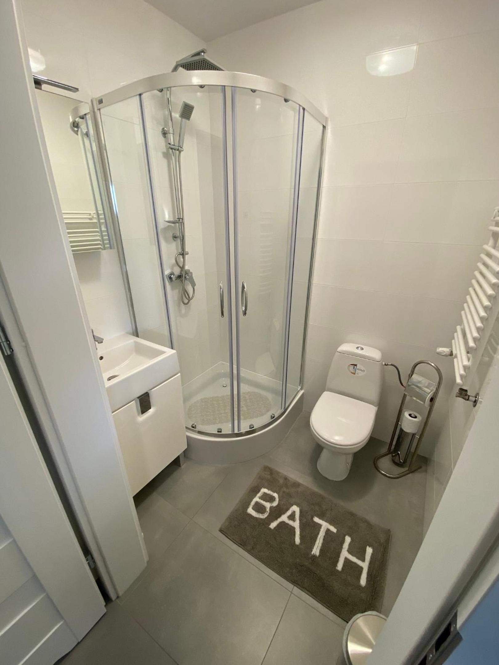 Single Room with Bathroom photo 3